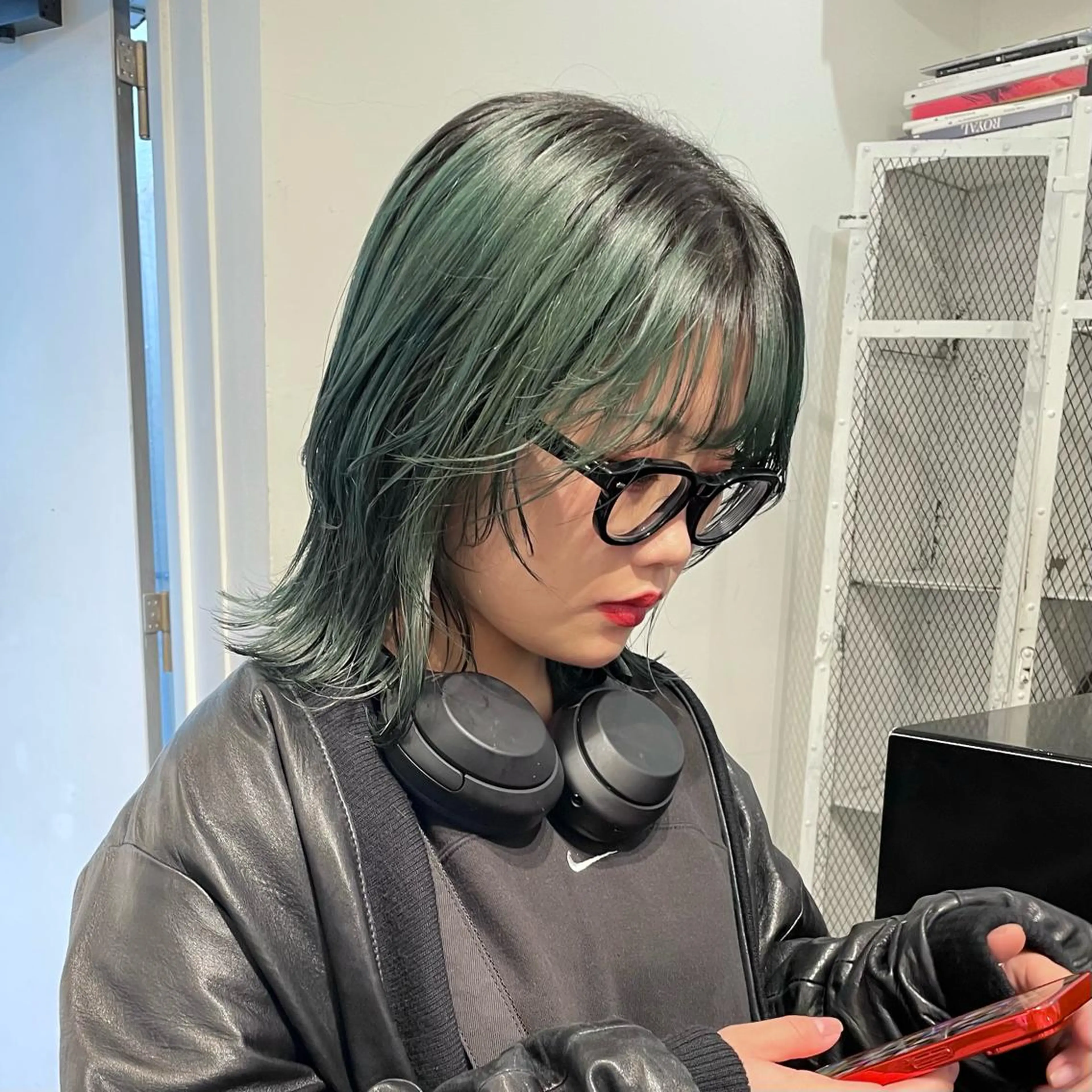 ミディアム カラー ヘアカラー トリートメント 🎀ツヤ髪/韓国 ヘアミカ🎀のヘアスタイル