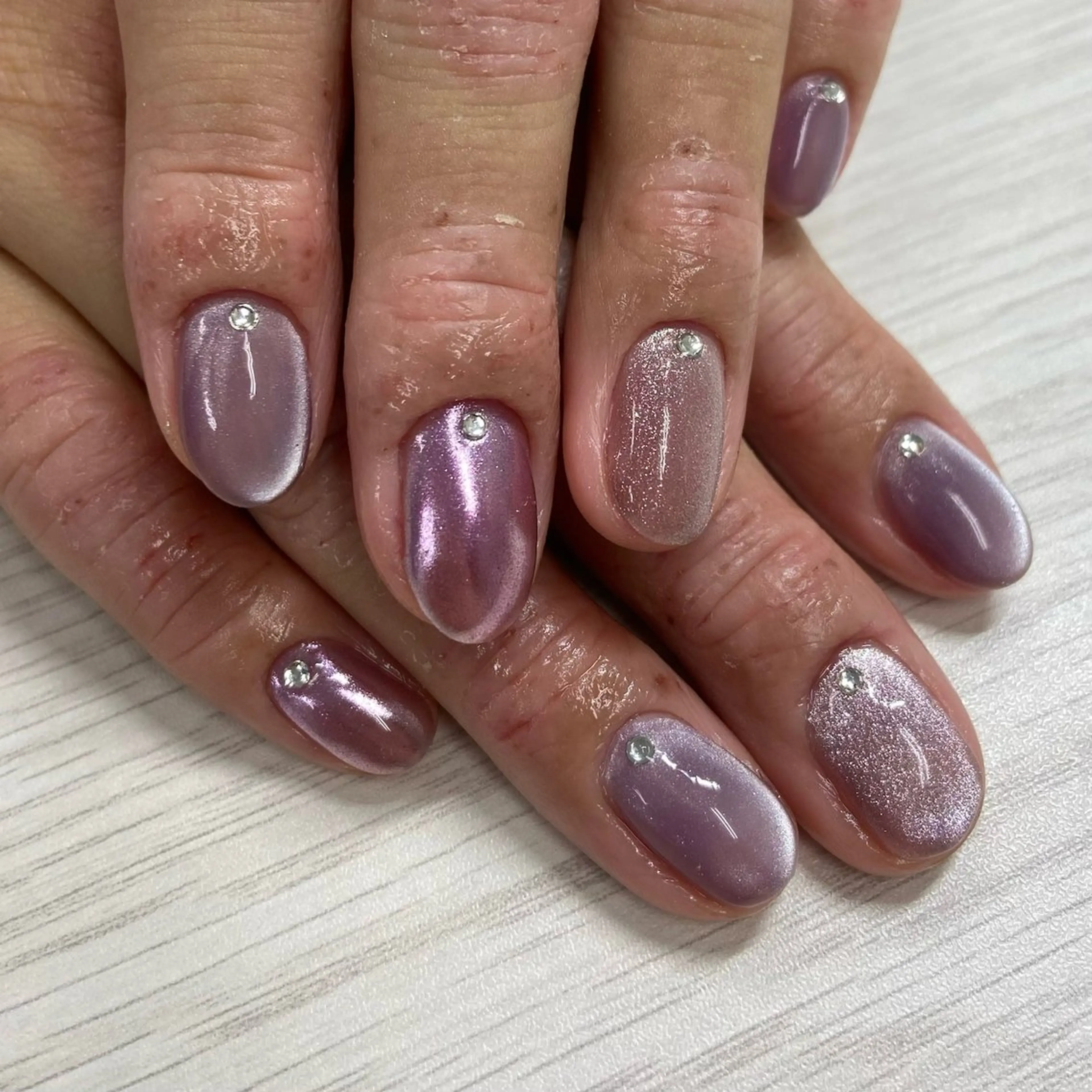 ネイル アートネイル マグネットネイル ミラーネイル Ouja Nail Academy所属・HINAKO💫 Ouja groupのネイルデザイン