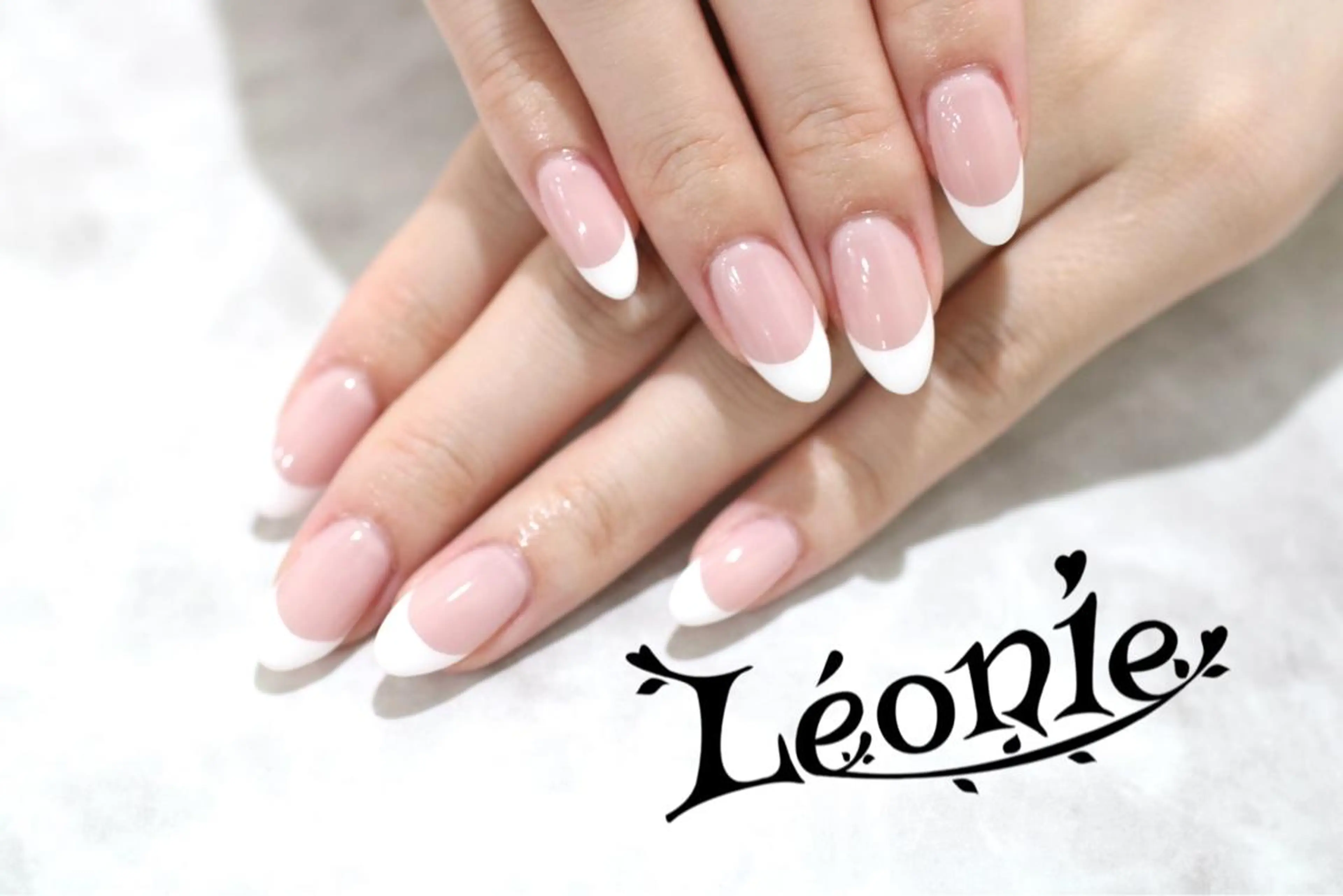 ネイル ハンドネイル Leonie やまざきのネイルデザイン