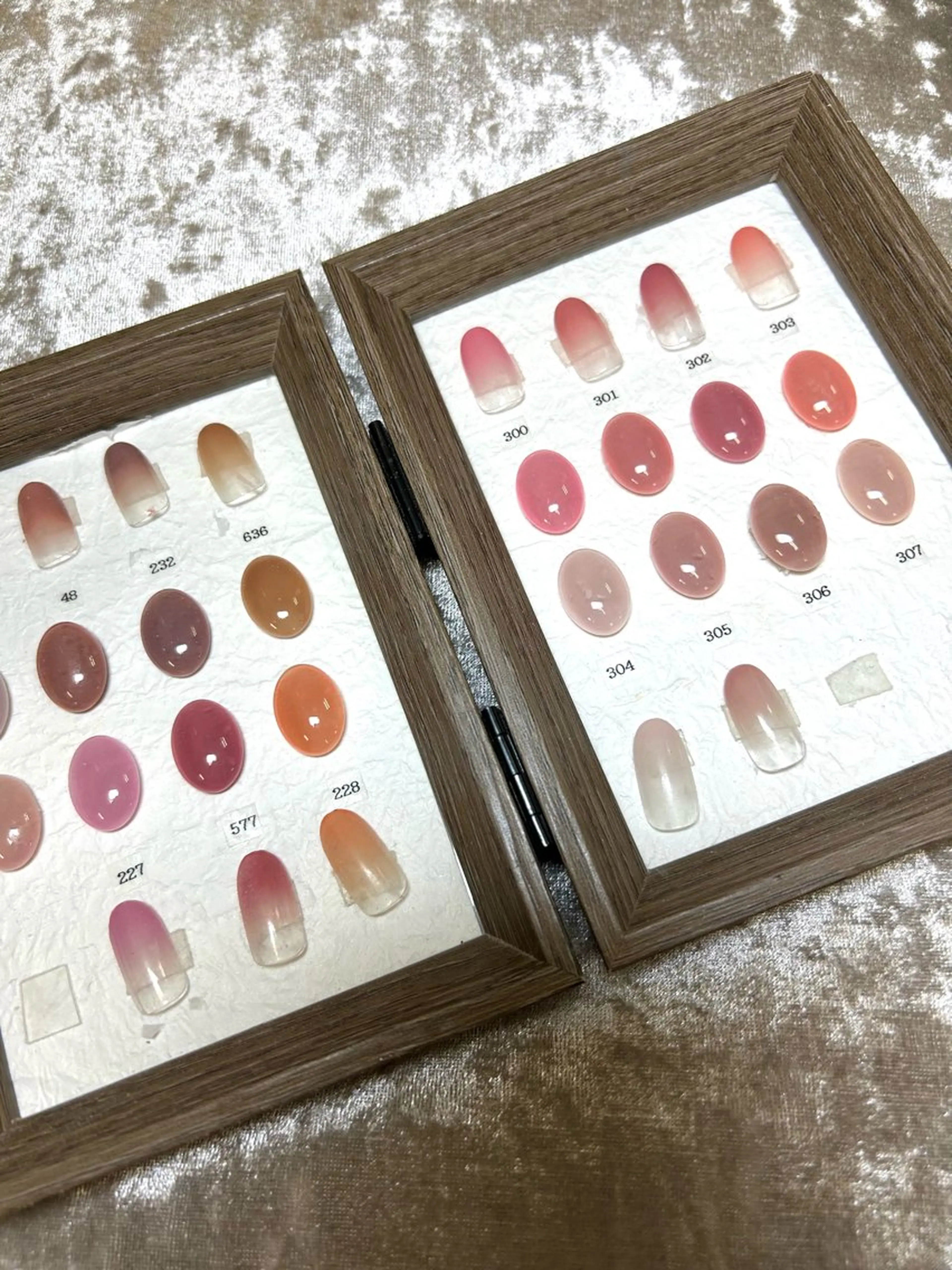 ネイル ネイルサロンエーナイン千歳所属・伊藤 姫花のネイルデザイン