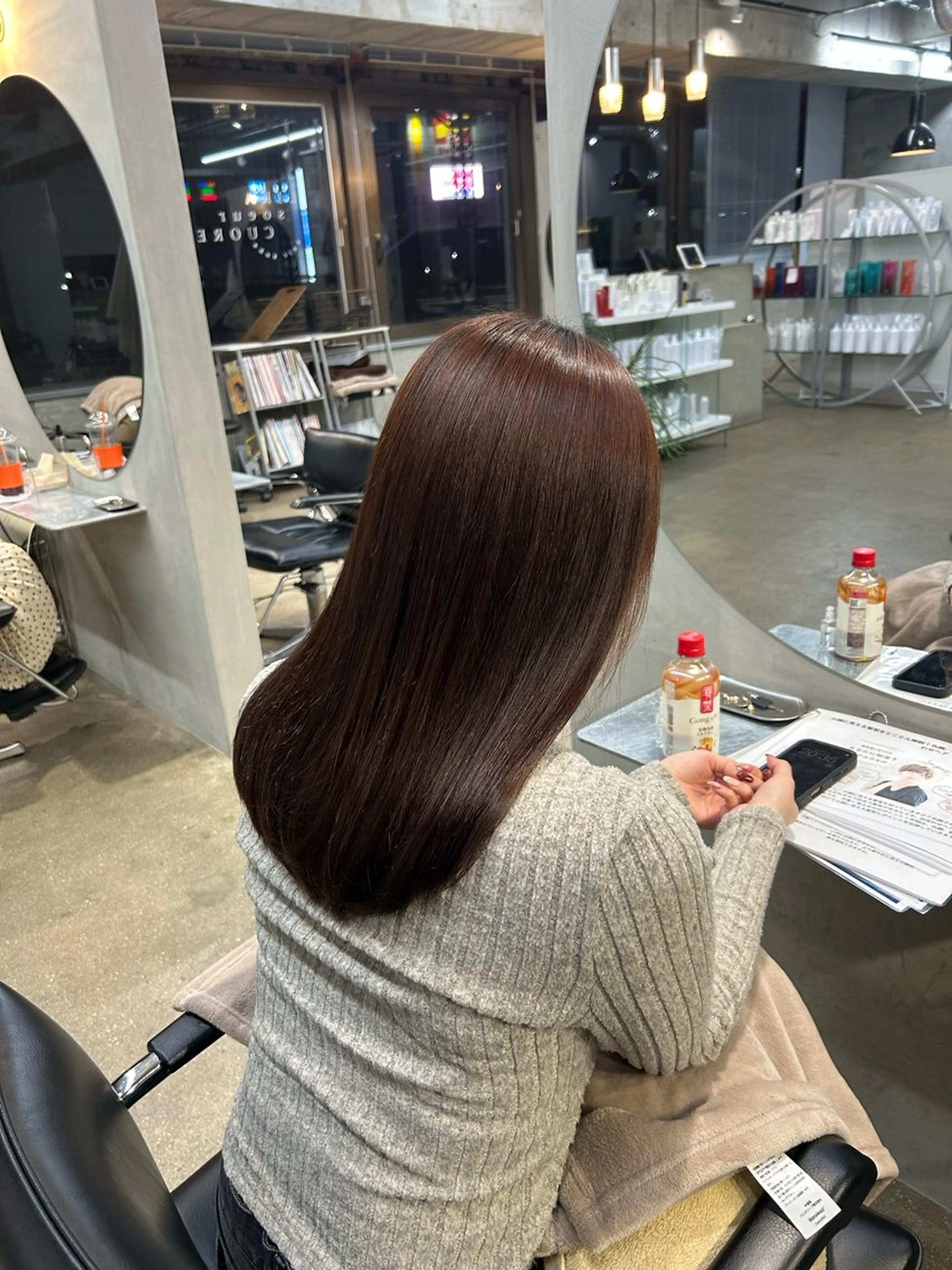 セミロング カット サワムラ ソナタのヘアスタイル