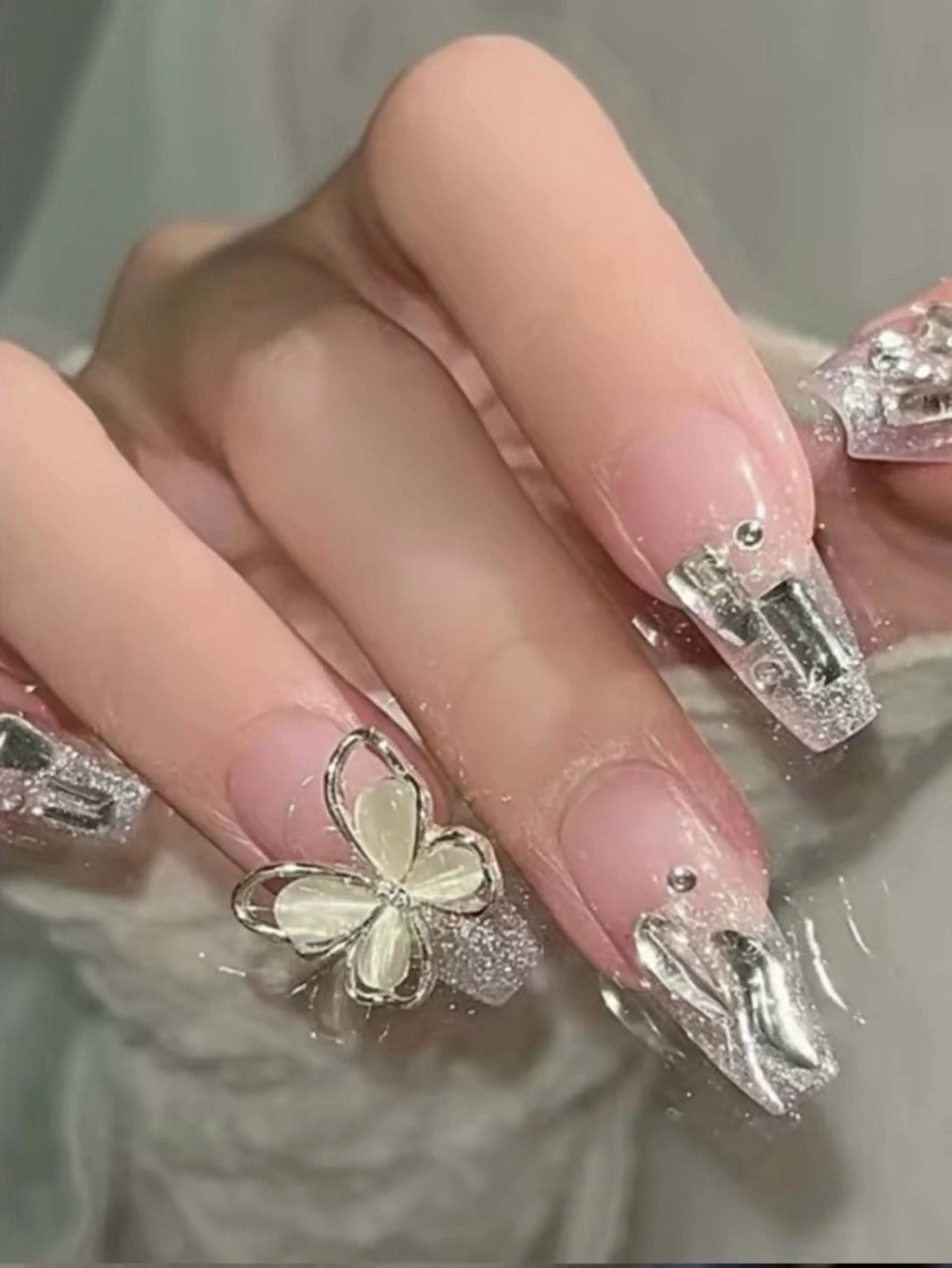 ネイル ハンドネイル H3 Nail Tsuki🦋💙のネイルデザイン