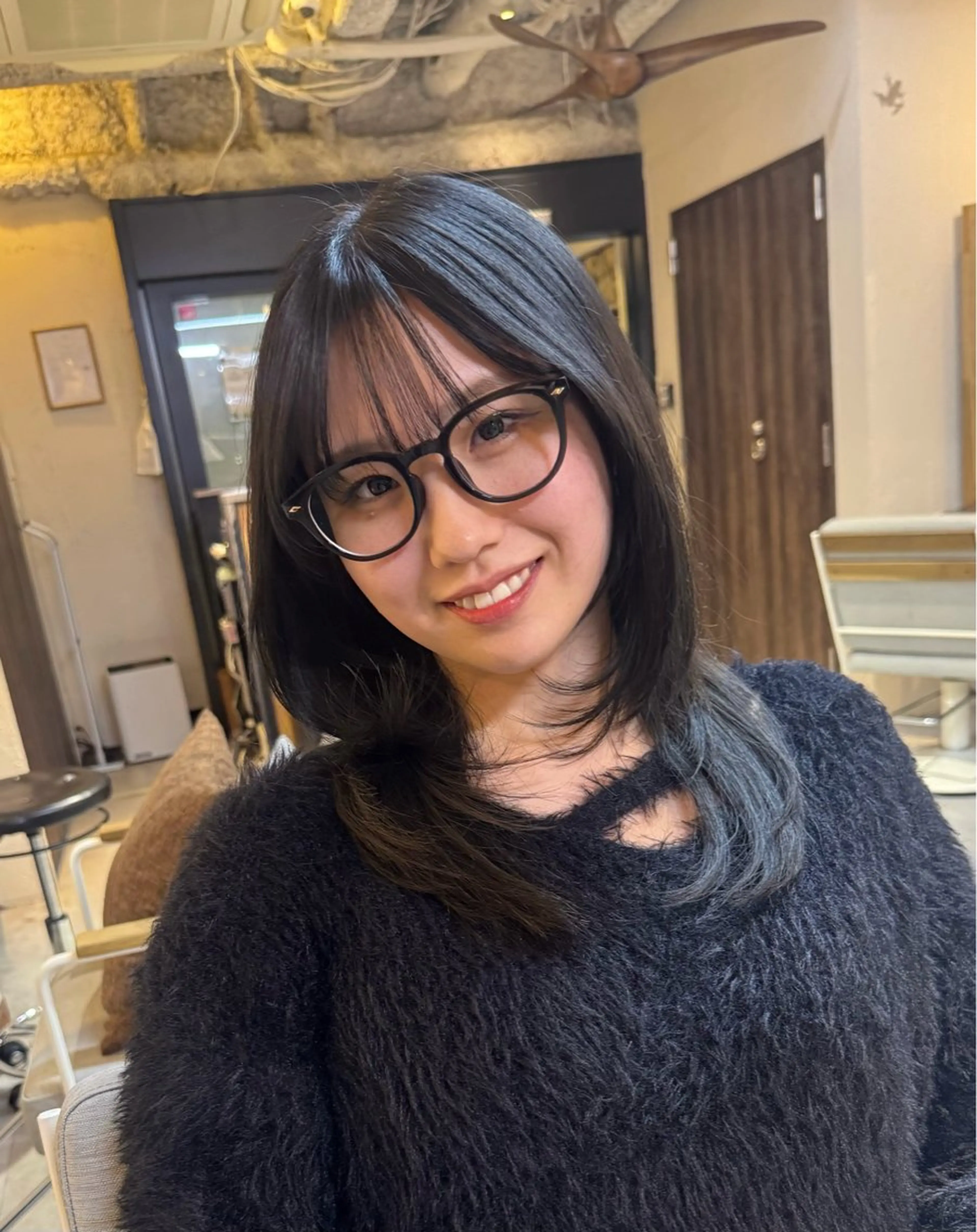 セミロング カラー 黒髪 ハッシュカット ハイレイヤー 韓国風ヘア レイヤーカット カット Bonheur銀座 /前田 栞九郎のヘアスタイル