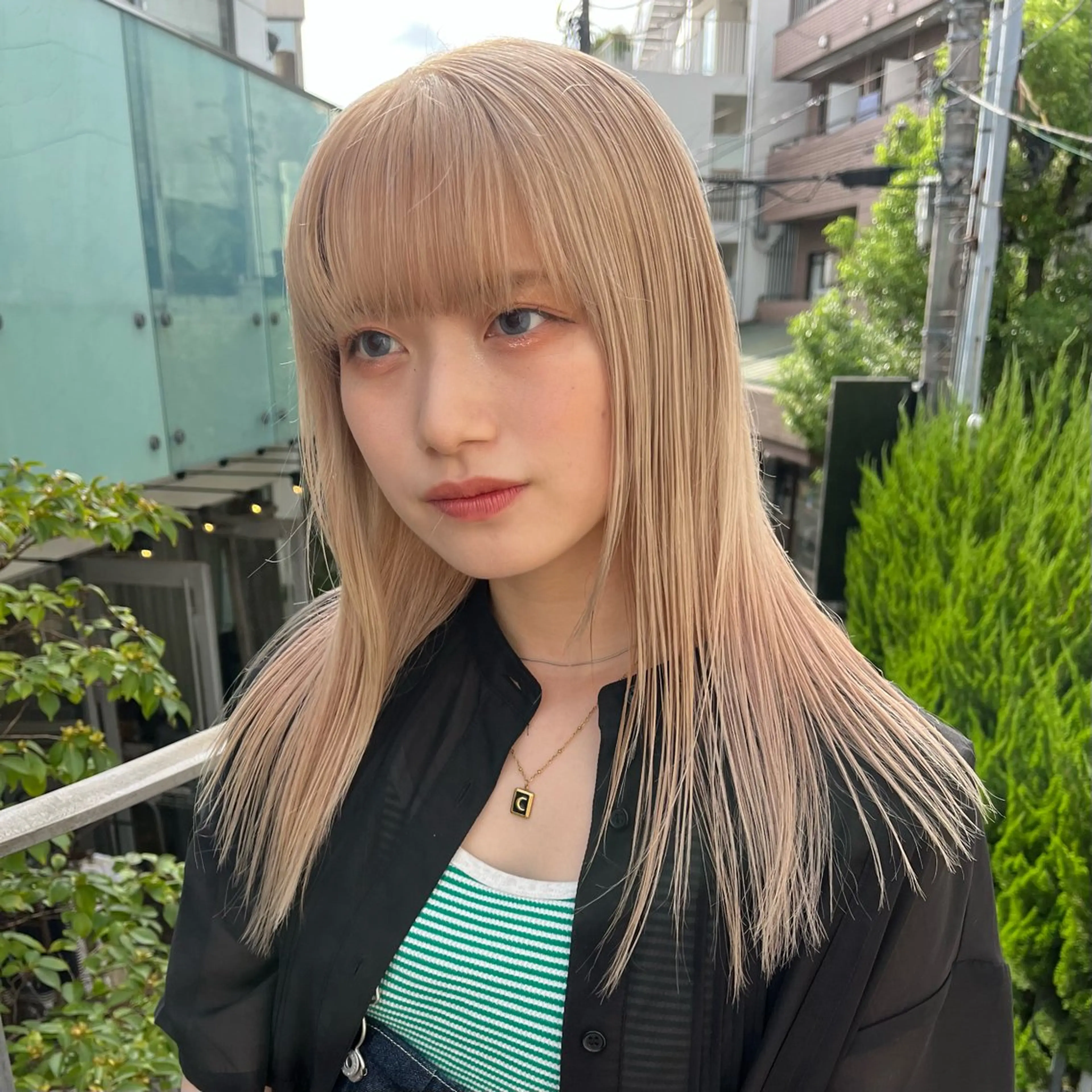 ロング カラー ベージュカラー ホワイトベージュ ヘアカラー トリートメント ボブハイトーン🦖 デザインMAMIのヘアスタイル