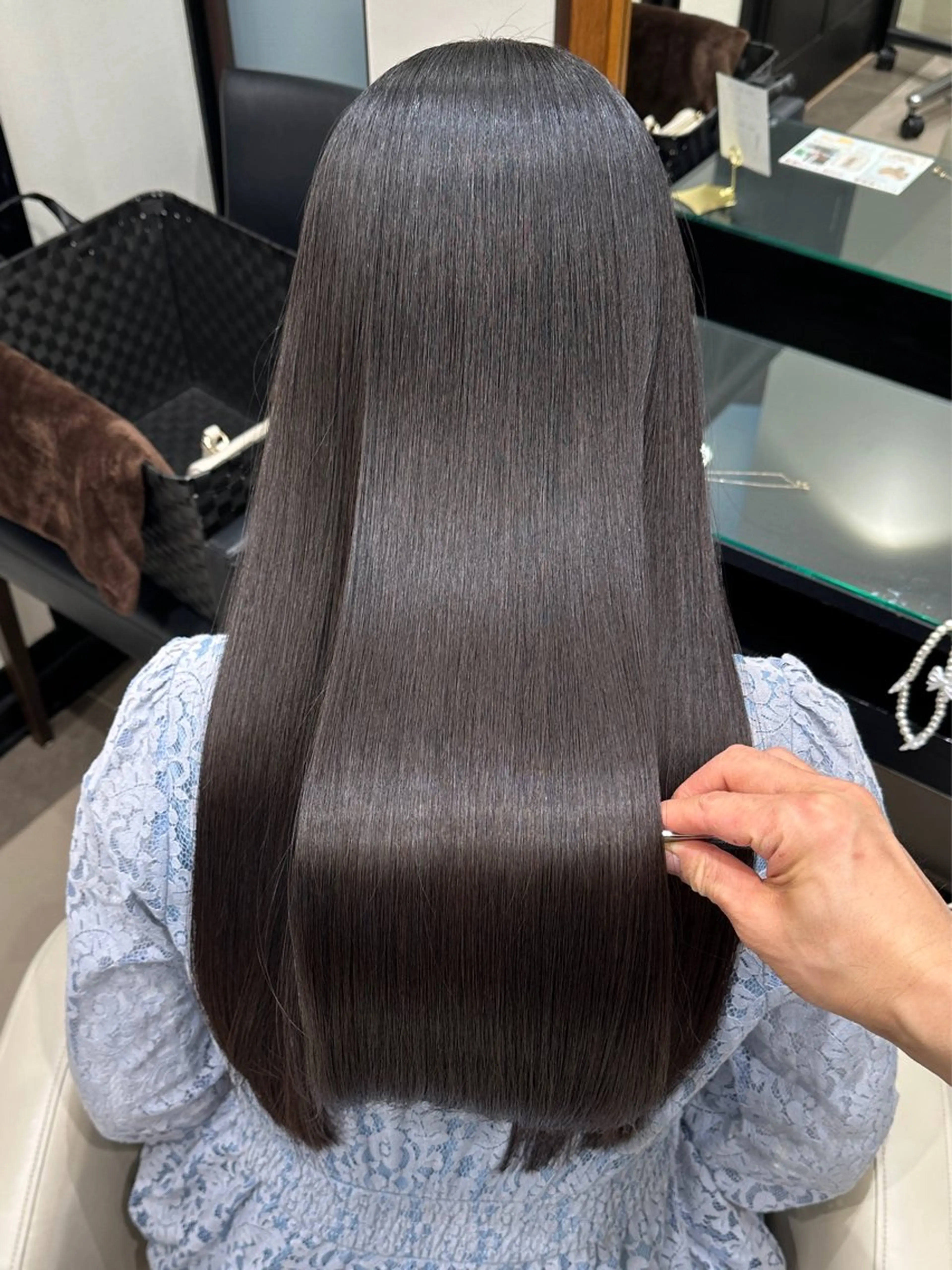 ロング SALOWIN 川崎店所属・ブリーチなしで透明感 🌙有沢透羅のヘアスタイル