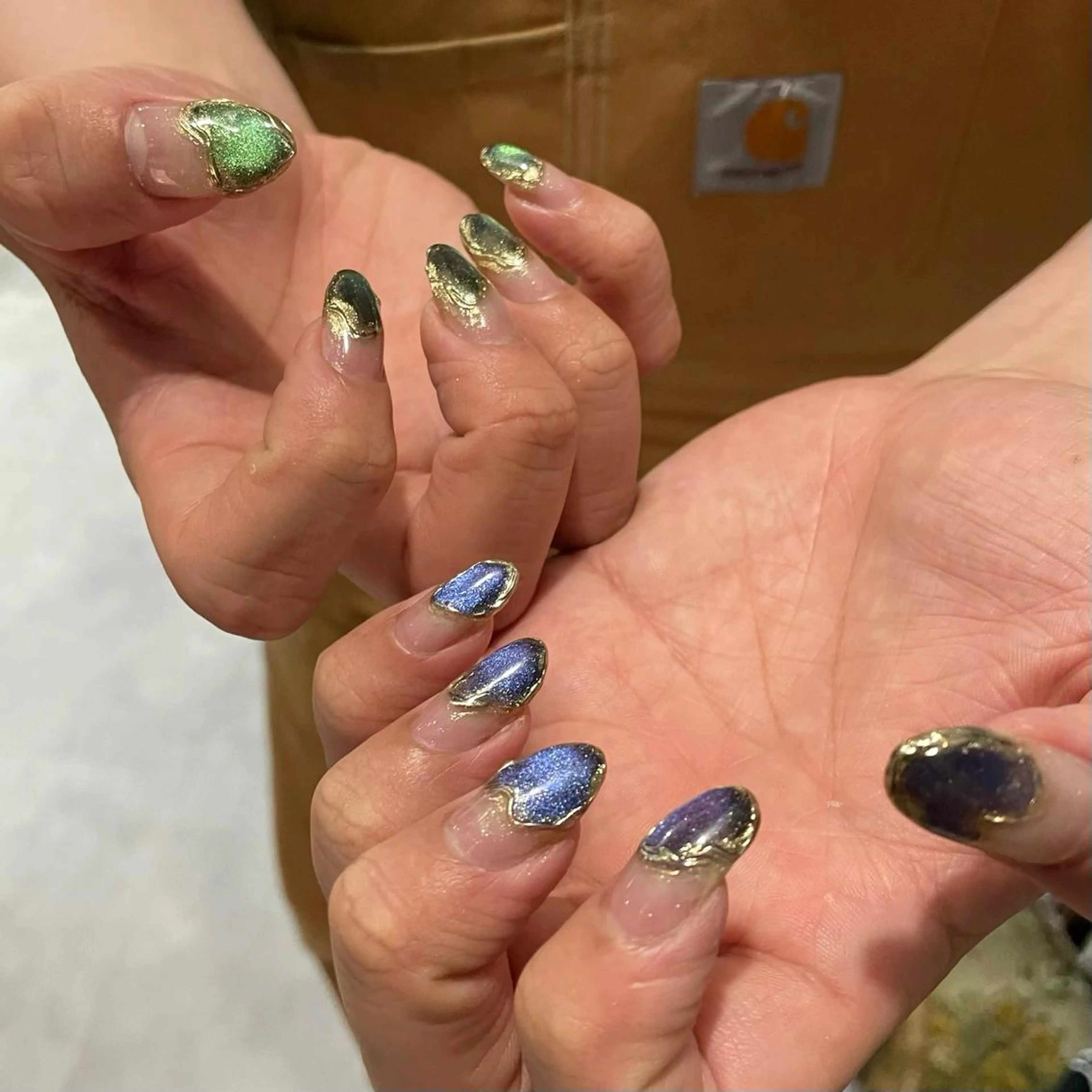 ネイル マグネットネイル ミラーネイル ハンドネイル MAO ‪☆ 個性派 🪽のネイルデザイン