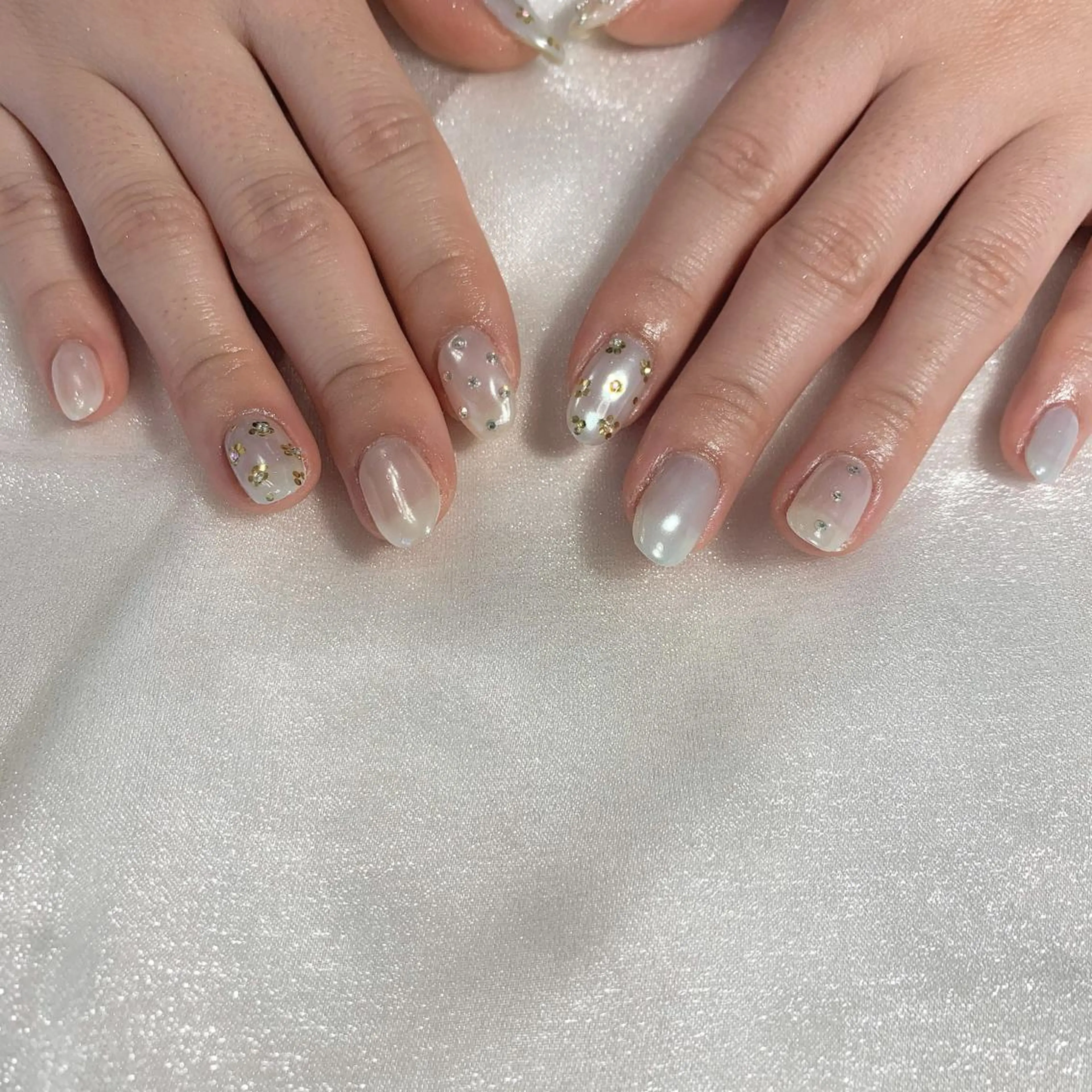 ネイル emanon 新宿東口店所属・nailist akariのネイルデザイン