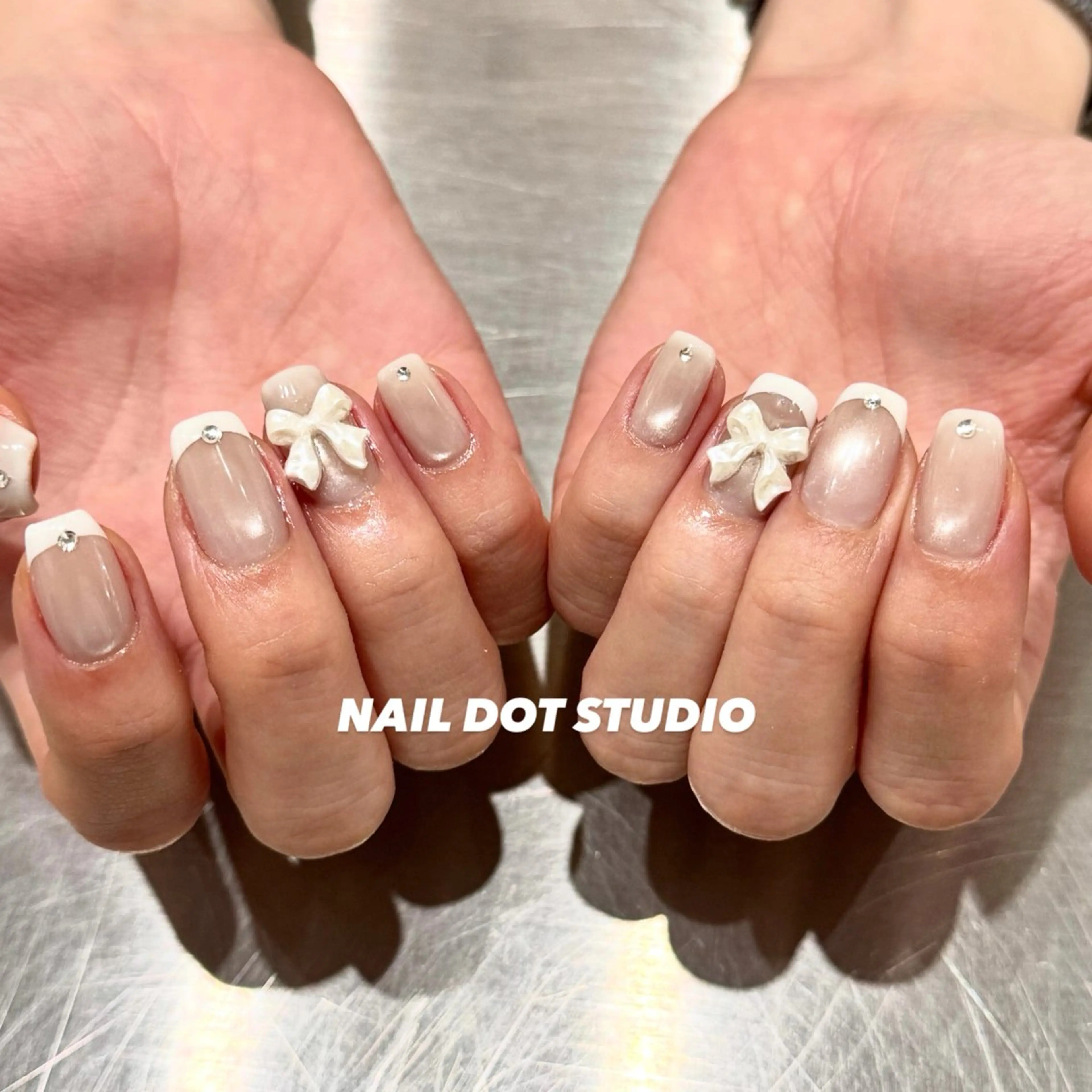 ネイル ハンドネイル NAILDOTSTU DIO SEINAのネイルデザイン
