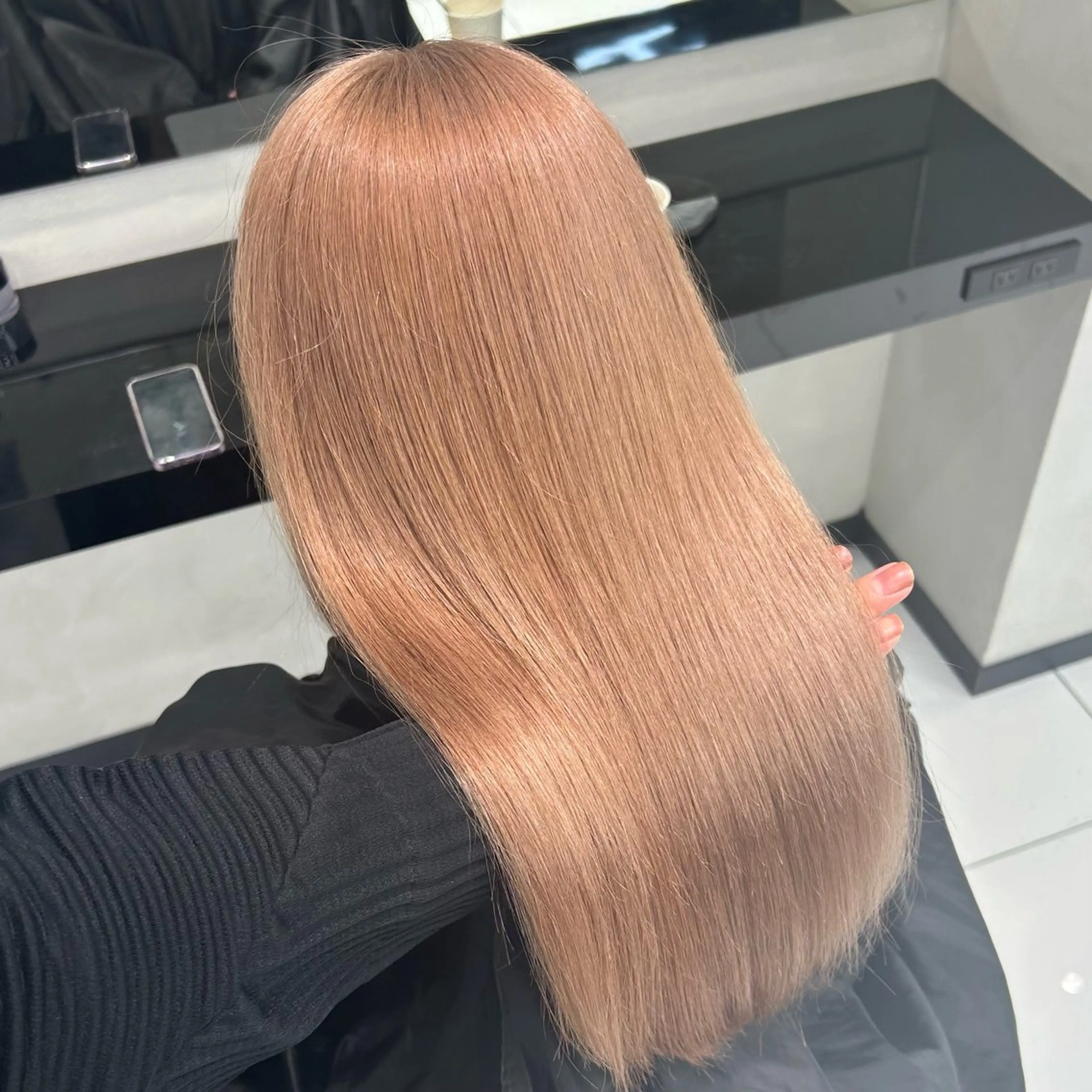 セミロング カラー 【🦋綺麗めハイトー ン🦋】suzunoのヘアスタイル