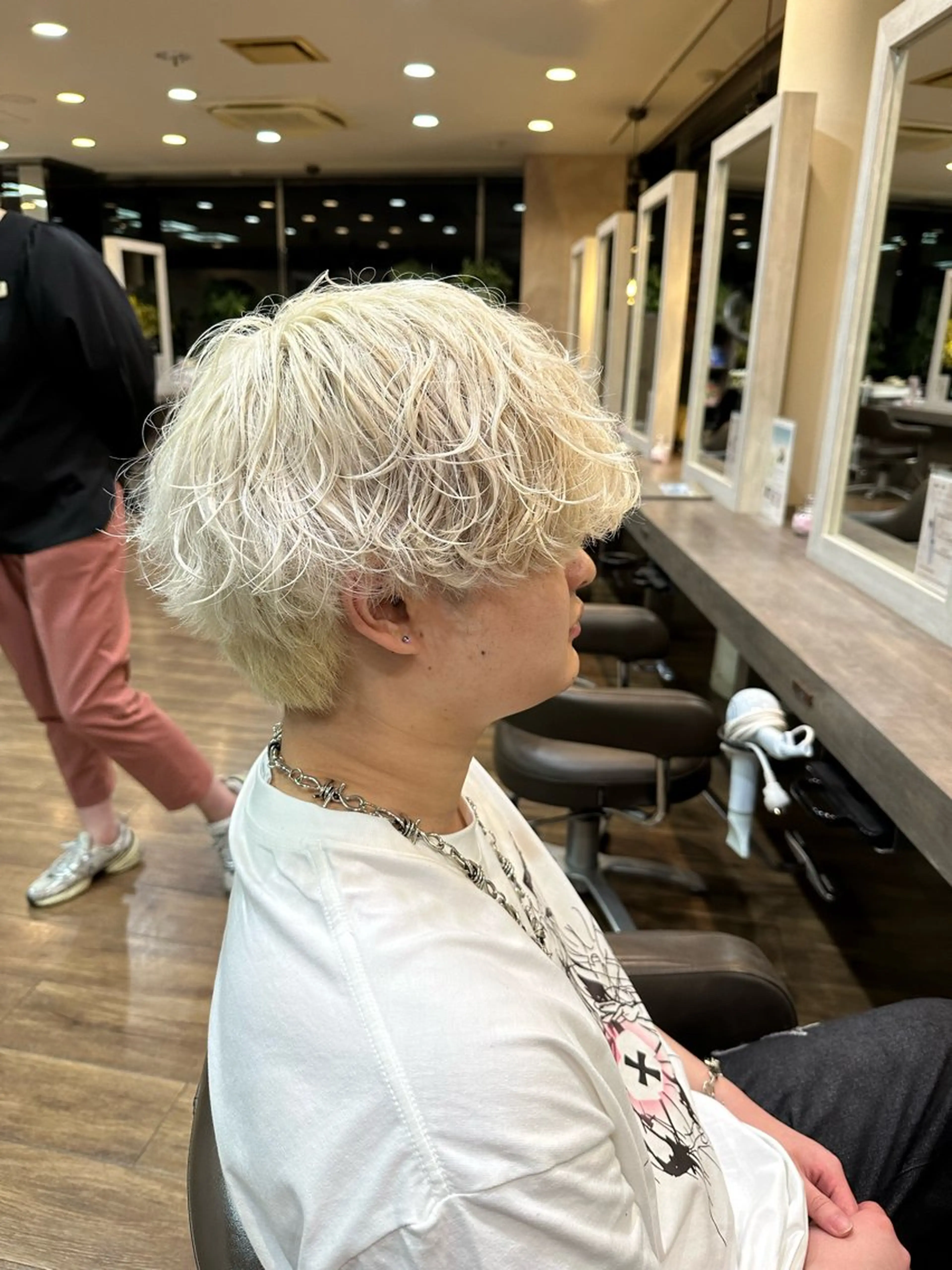 ショート パーマ メンズ 小川 音哉「fluer」のヘアスタイル