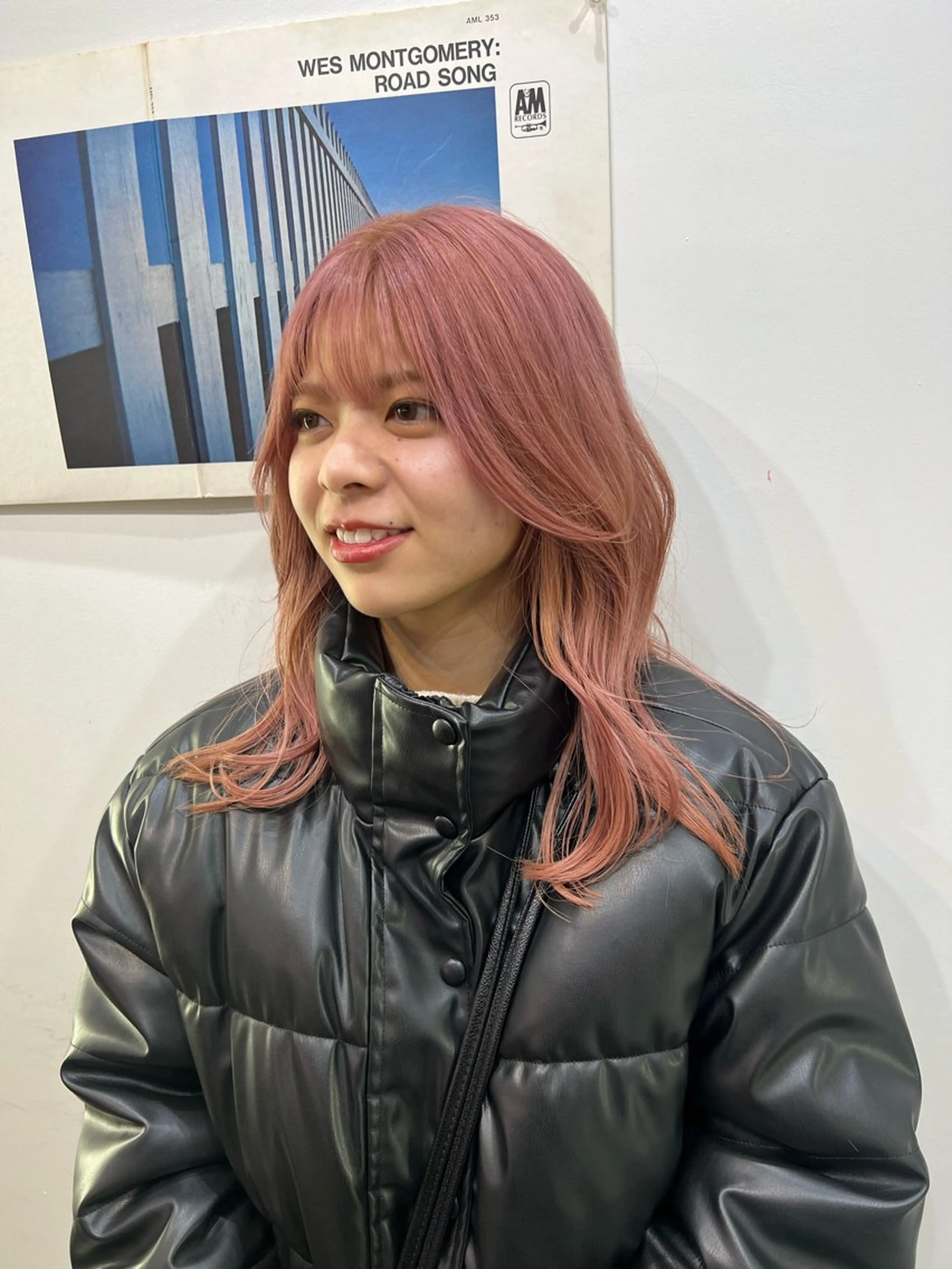 セミロング 💥ウルフカット デザインあんな💥のヘアスタイル