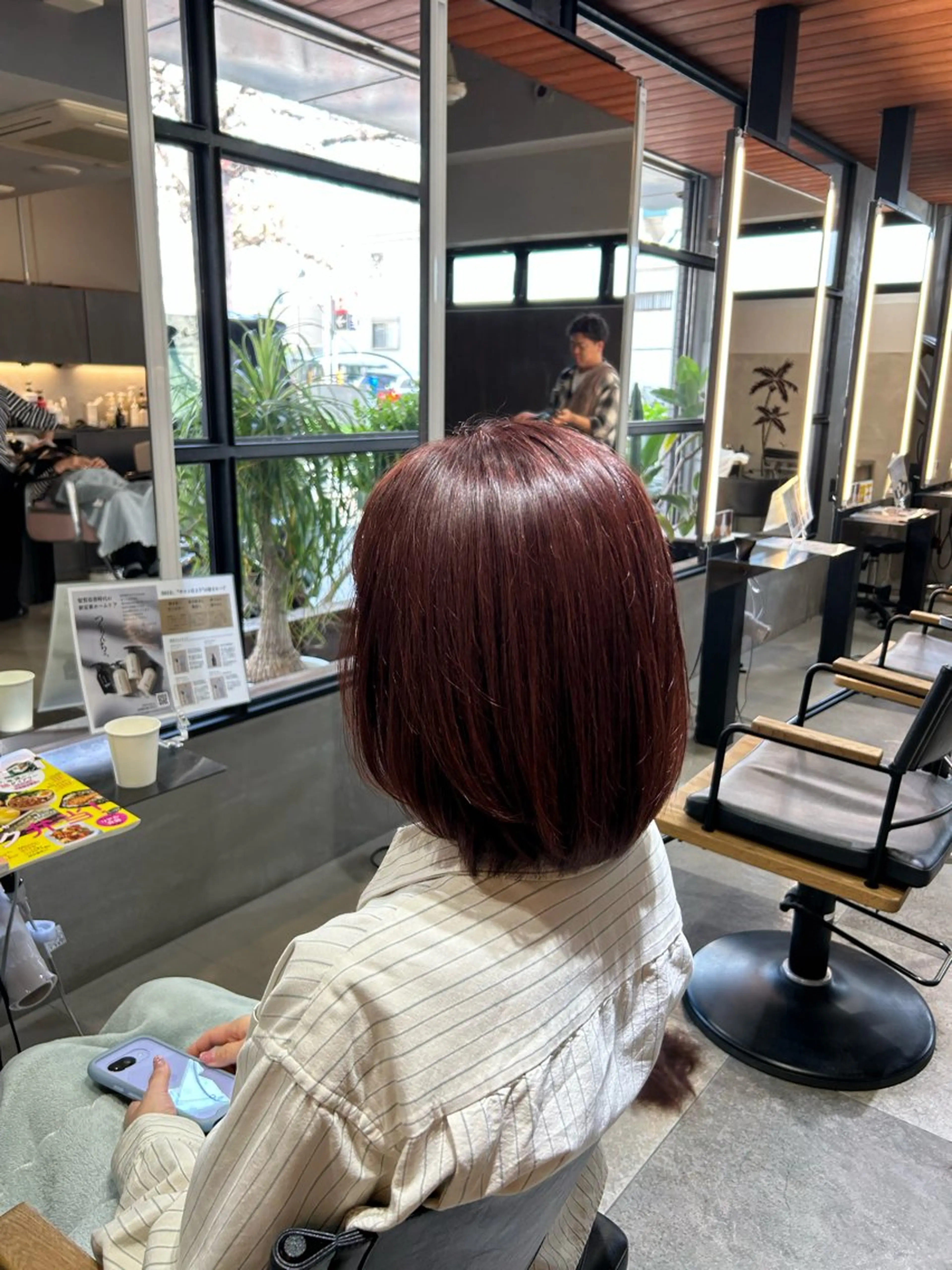 ミディアム カラー カット ヘアカラー トリートメント 艶カラー/ベージュ/ ショート/安岡哲兵のヘアスタイル