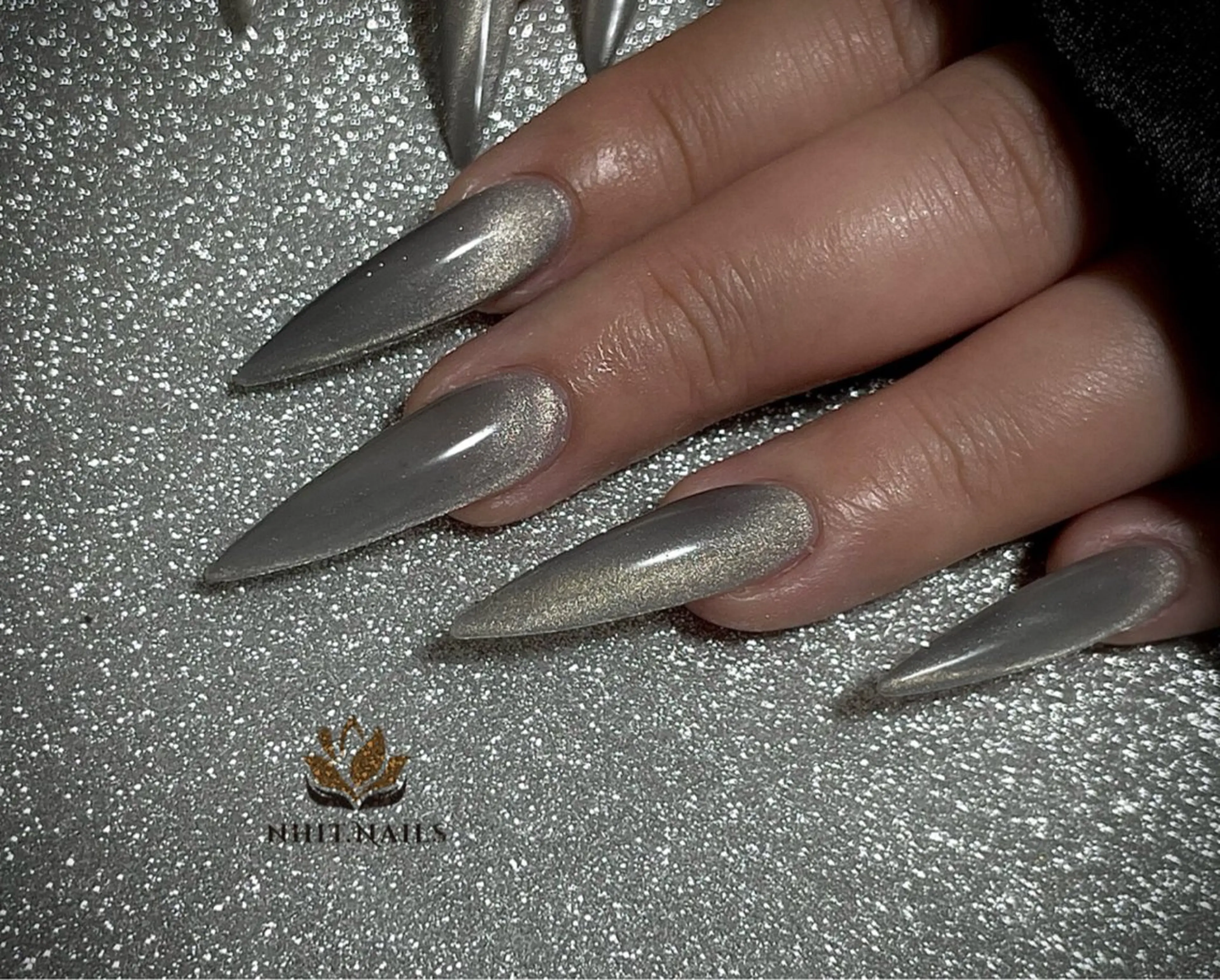 【チップ長さ出し】シンプル￥7000の写真