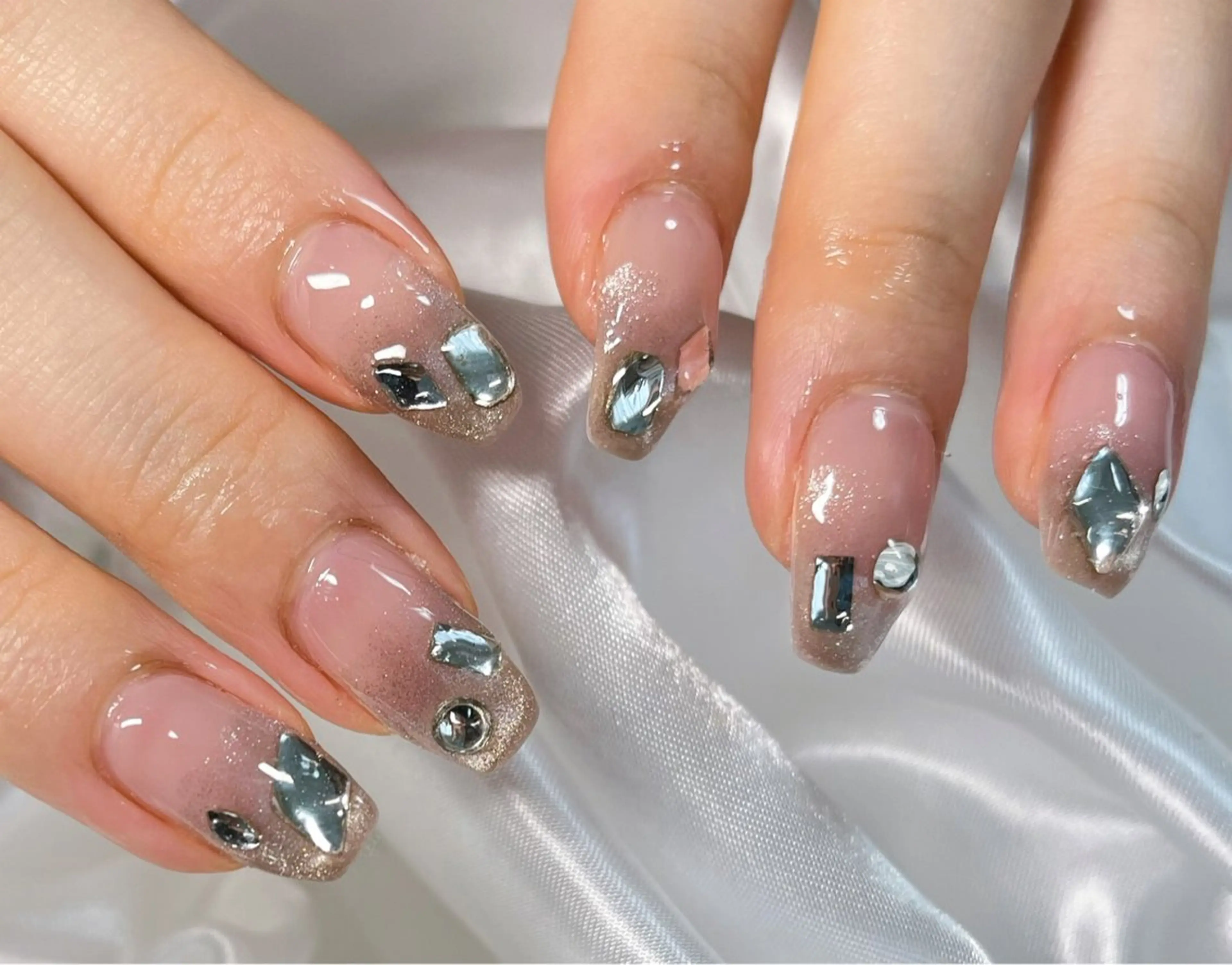 ネイル ハンドネイル celica所属・松田 由真のネイルデザイン