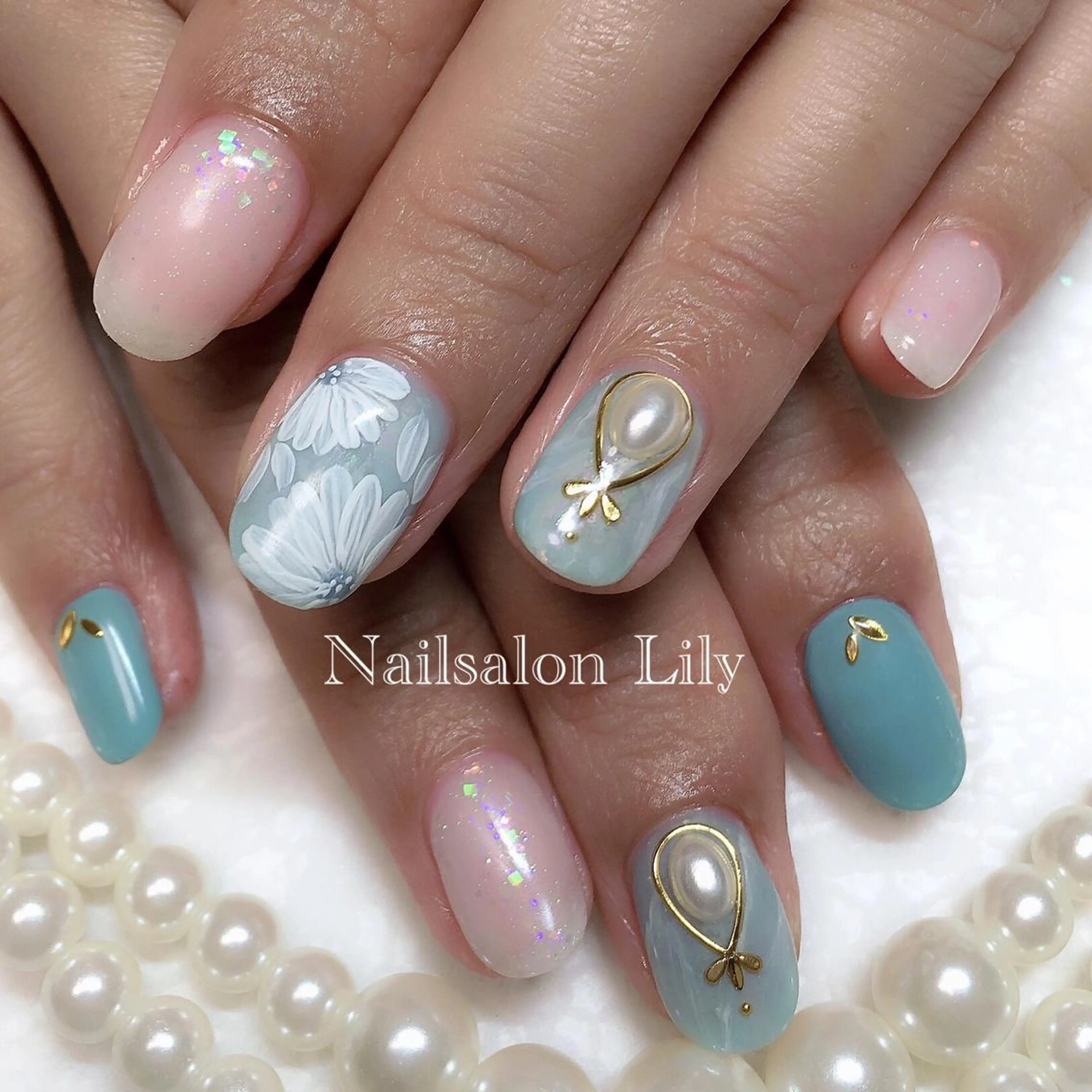 ネイル ブルー Nailsalon Lilyのネイルデザイン