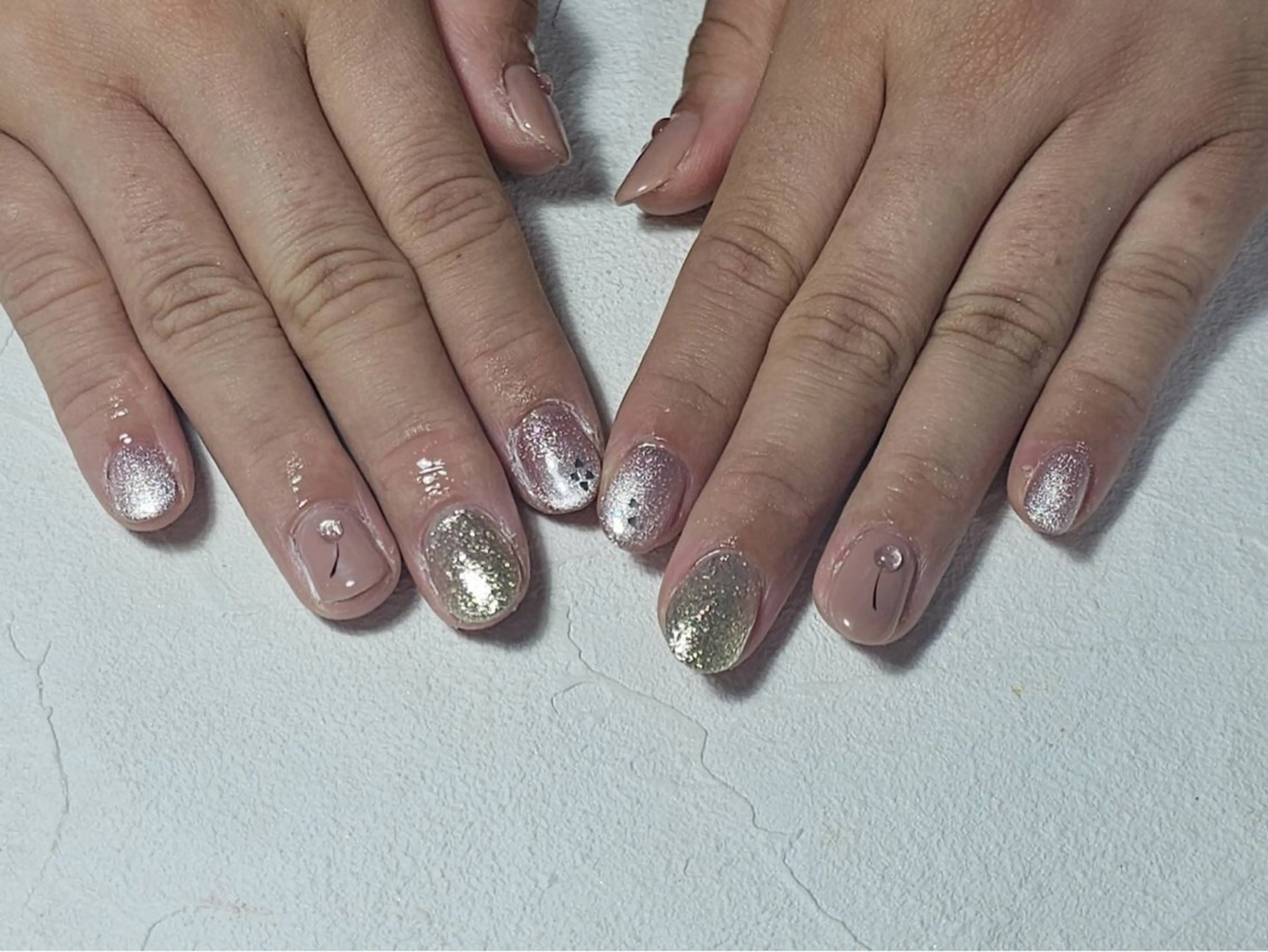 ネイル オーロラネイル フットネイル フレンチネイル ジェルネイル マグネットネイル Mogu nail 二子玉川のネイルデザイン