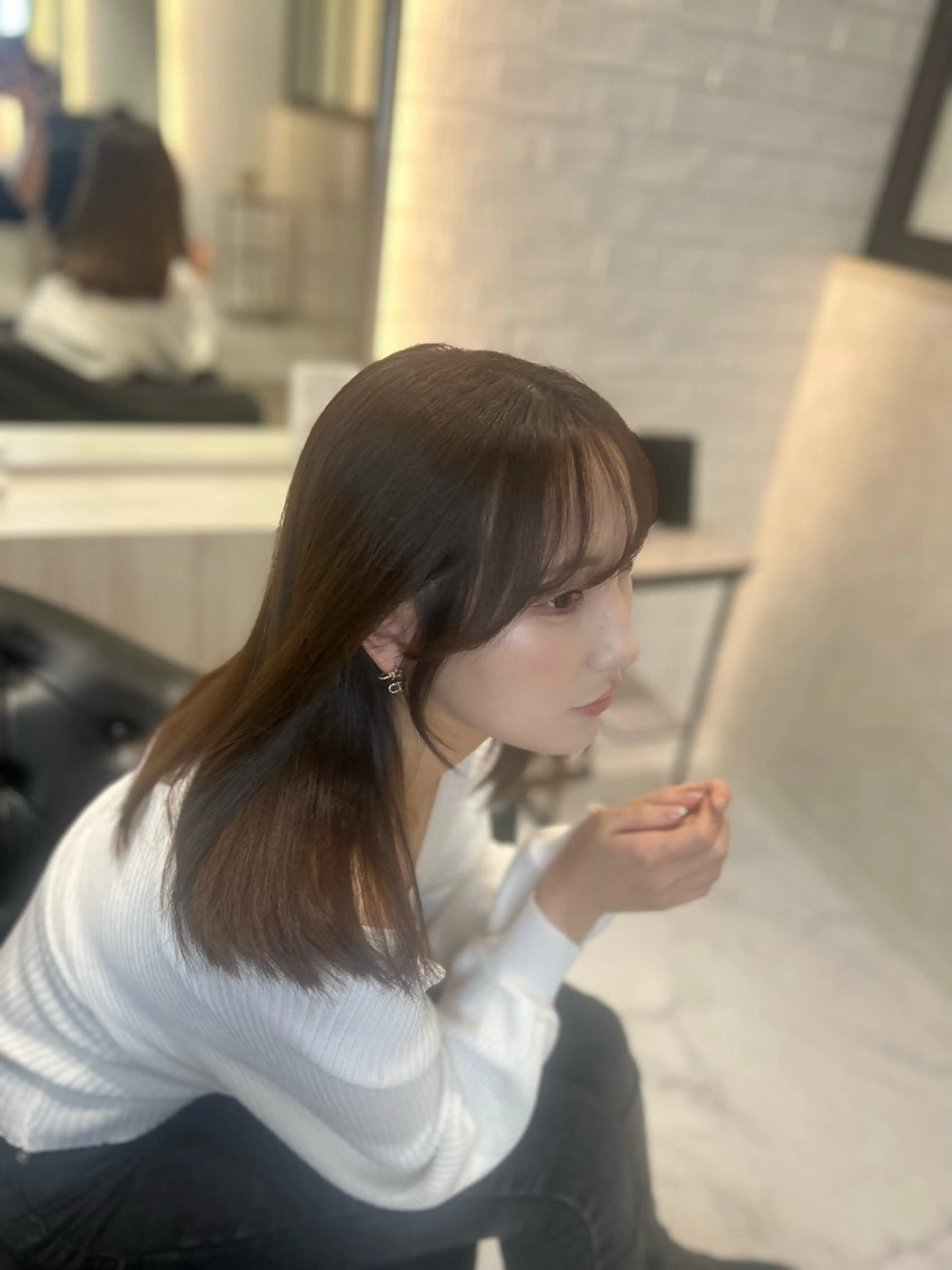 ミディアム カラー カット ヘアカラー トリートメント &chaLme   心斎橋所属・emi/髪質改善/ 韓国風/艶カラーのヘアスタイル