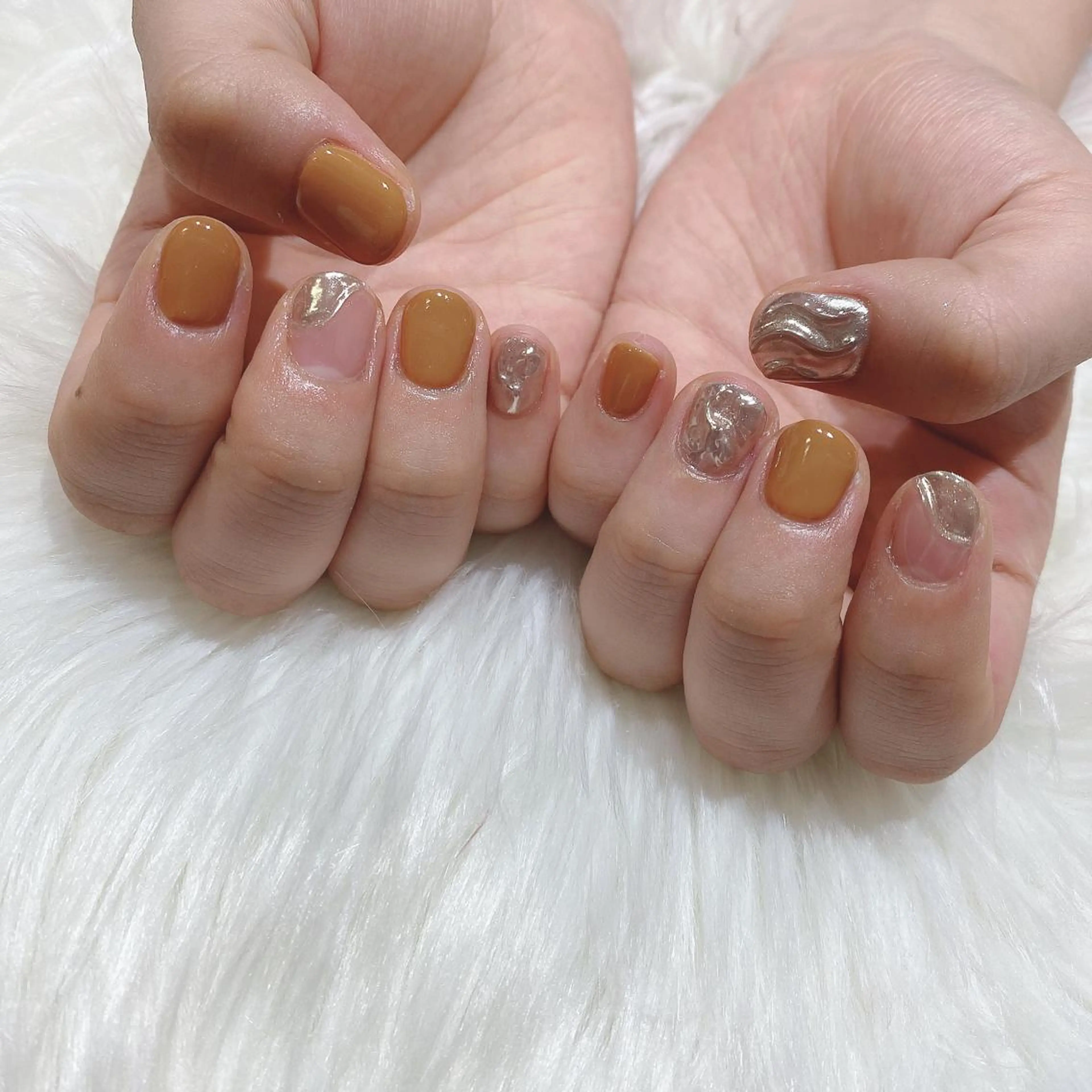 ネイル ハンドネイル 西岡 杏のネイルデザイン