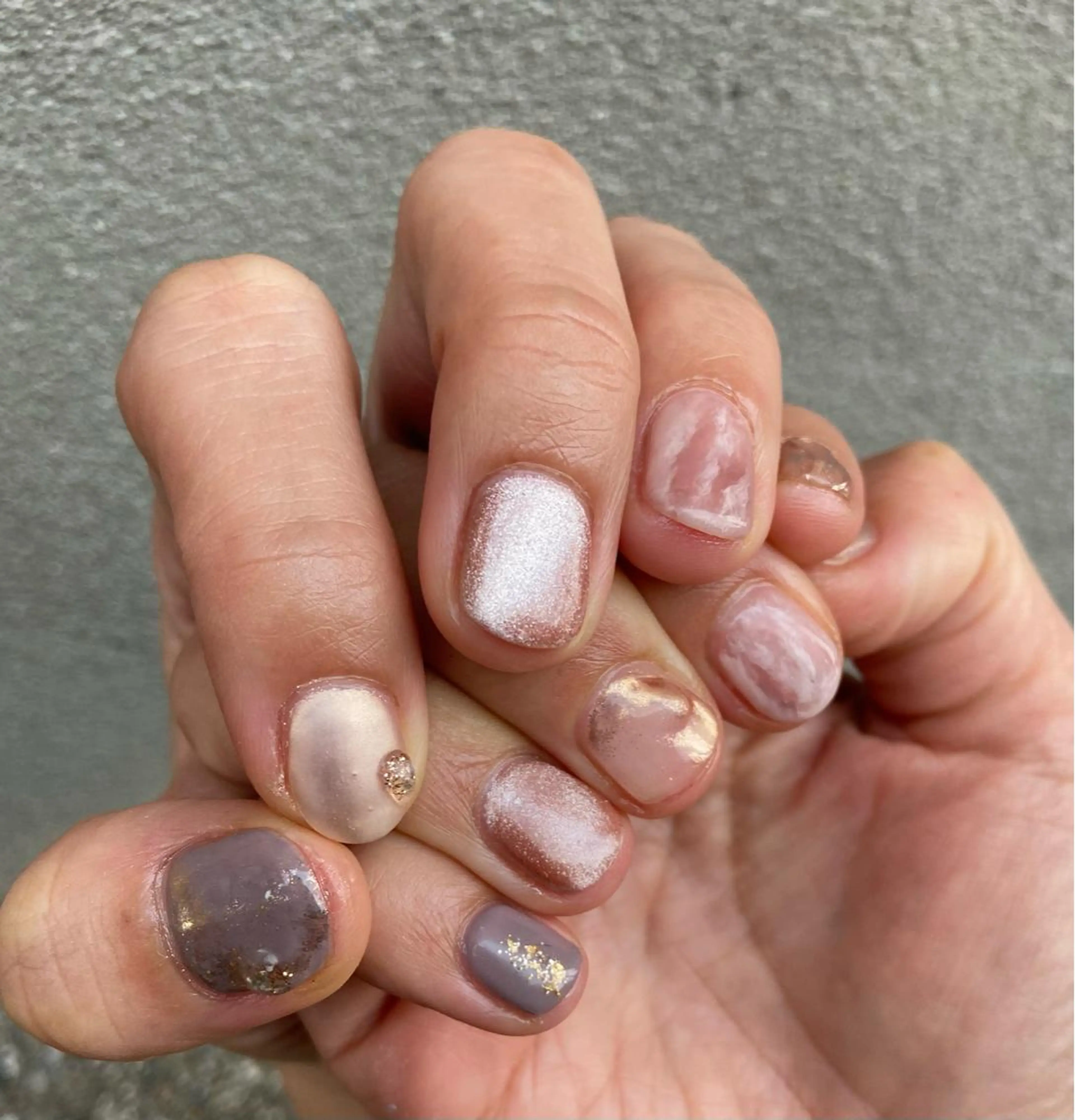 ネイル マットネイル ミラーネイル ニュアンスネイル ショートネイル . unffのネイルデザイン