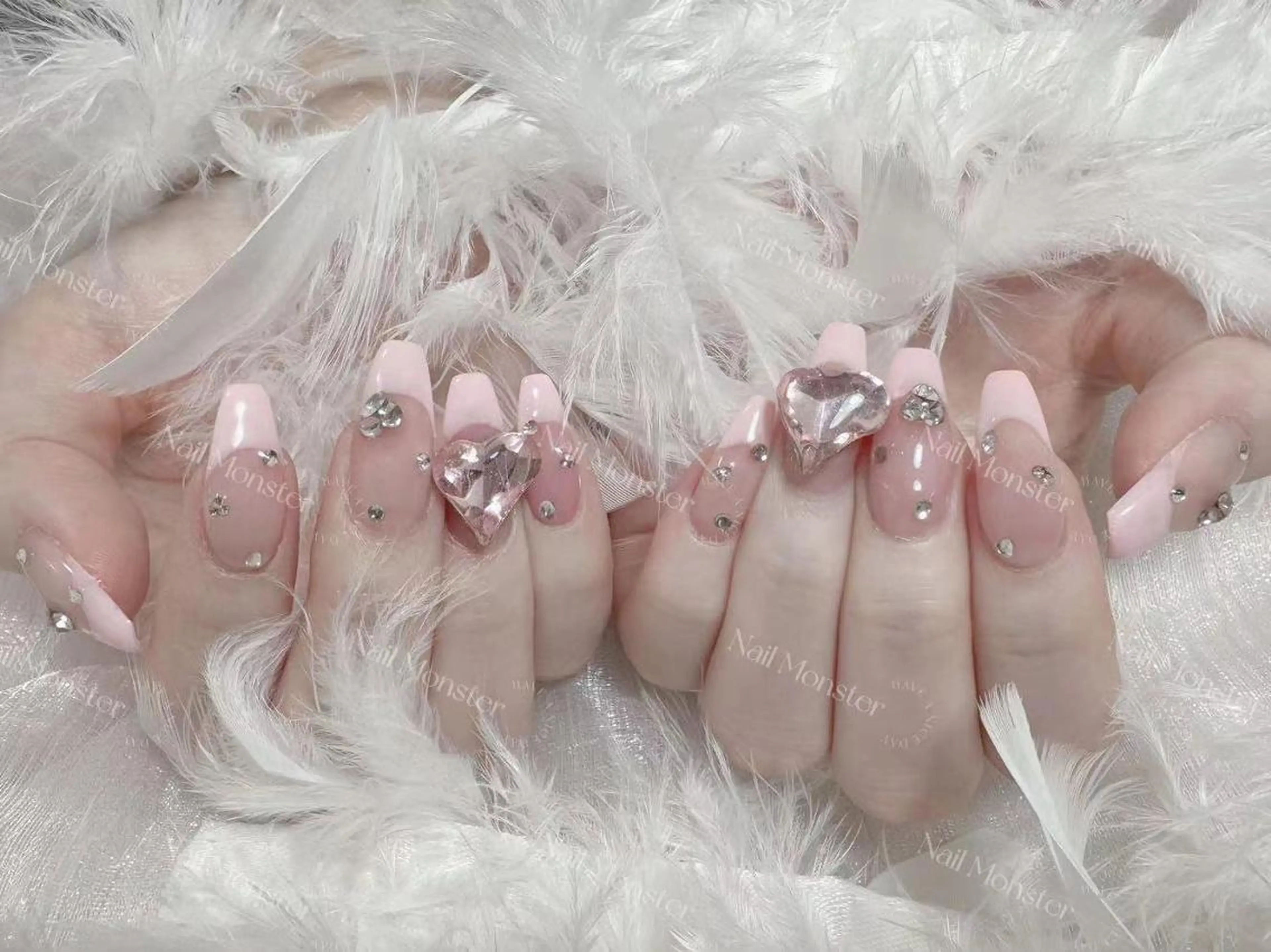 ネイル ハンドネイル yu ri 🌹のネイルデザイン