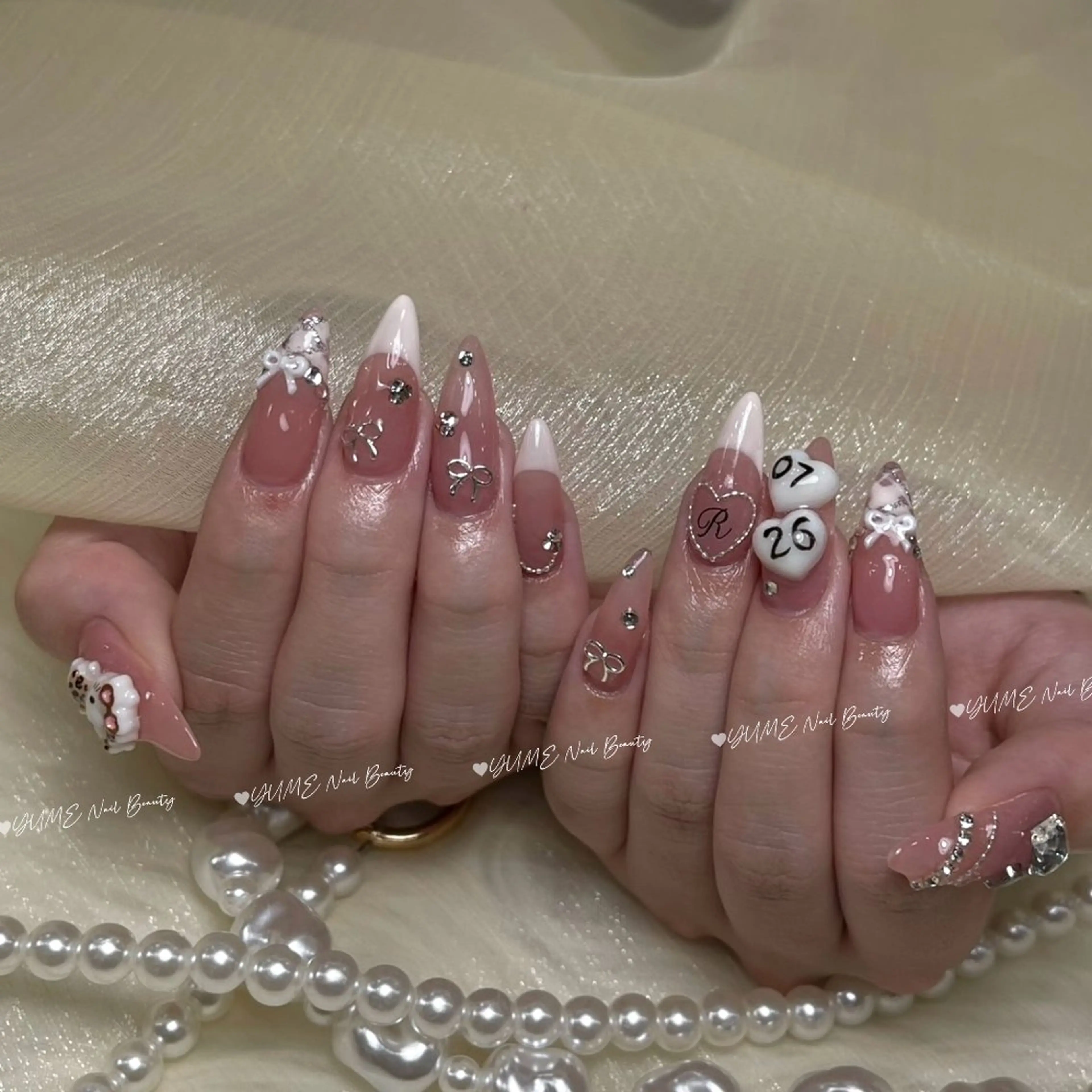 ミディアム ハンドネイル YUME Nail Beautyのネイルデザイン