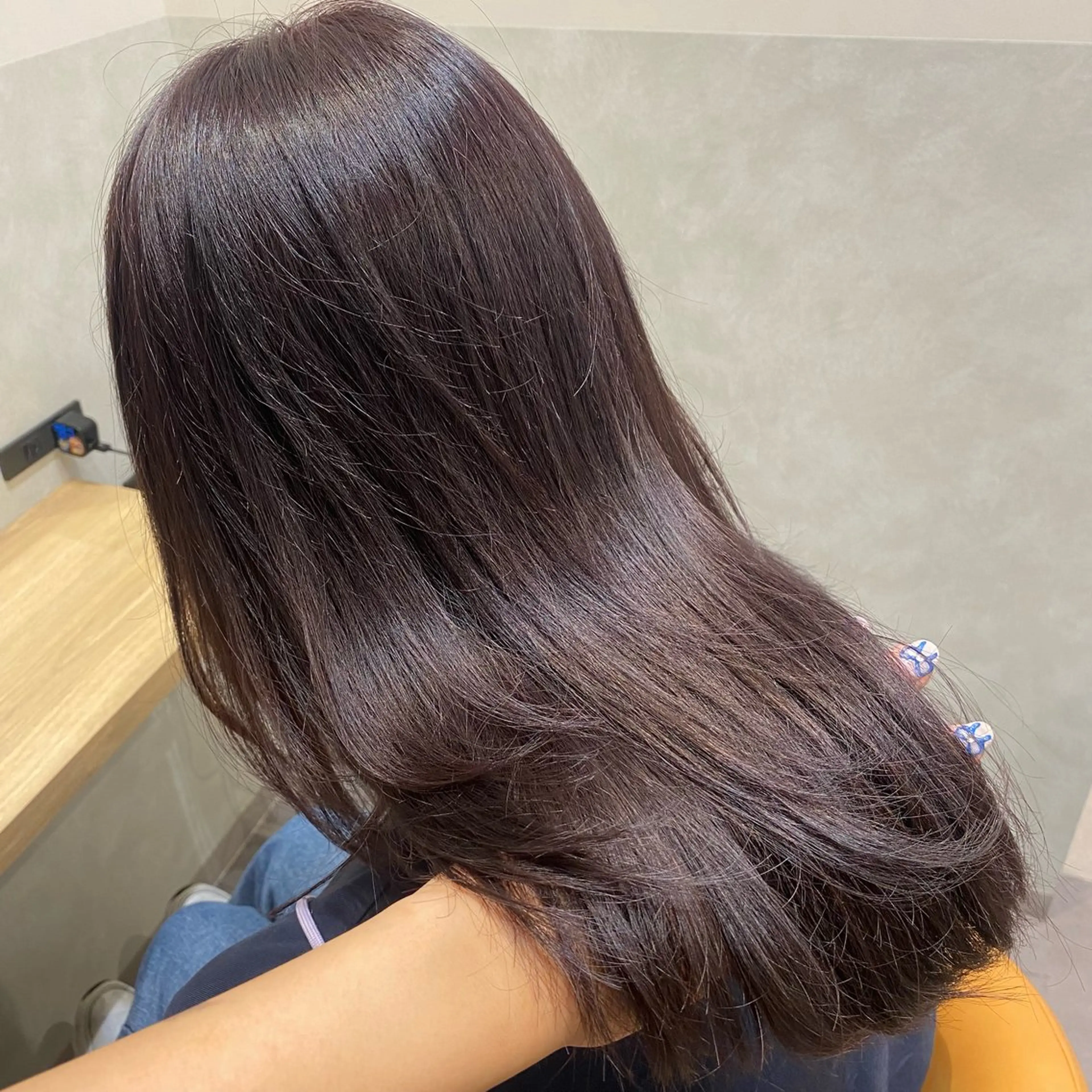 セミロング カラー ヘアアレンジ AIN.ANLY.所属・韓国ｶﾞｰﾘｰ 🎀ミスズ🩰のヘアスタイル