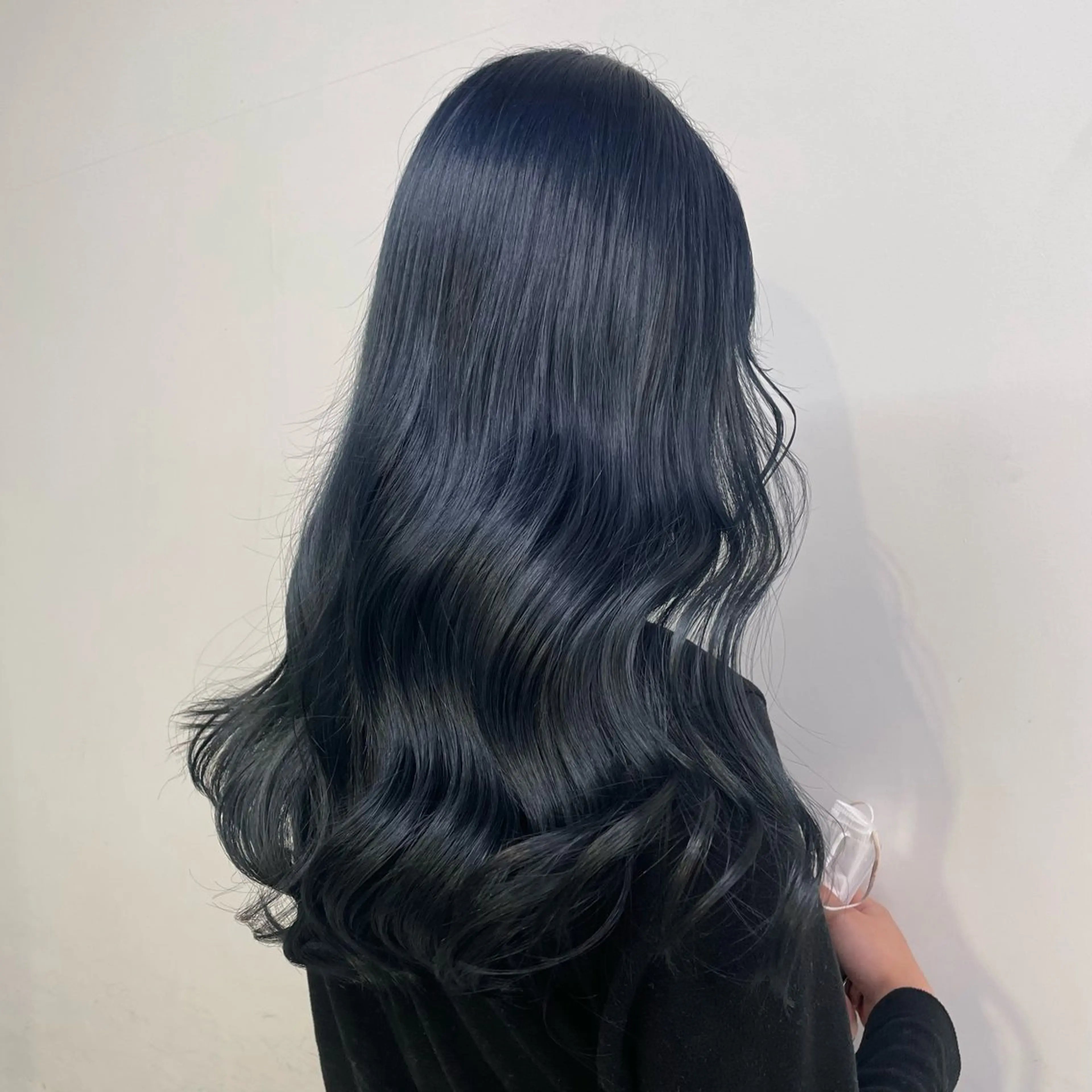 ロング カラー ダブルカラー ヘアカラー 💙ハイトーン韓国風 色白ヘア💙manaのヘアスタイル