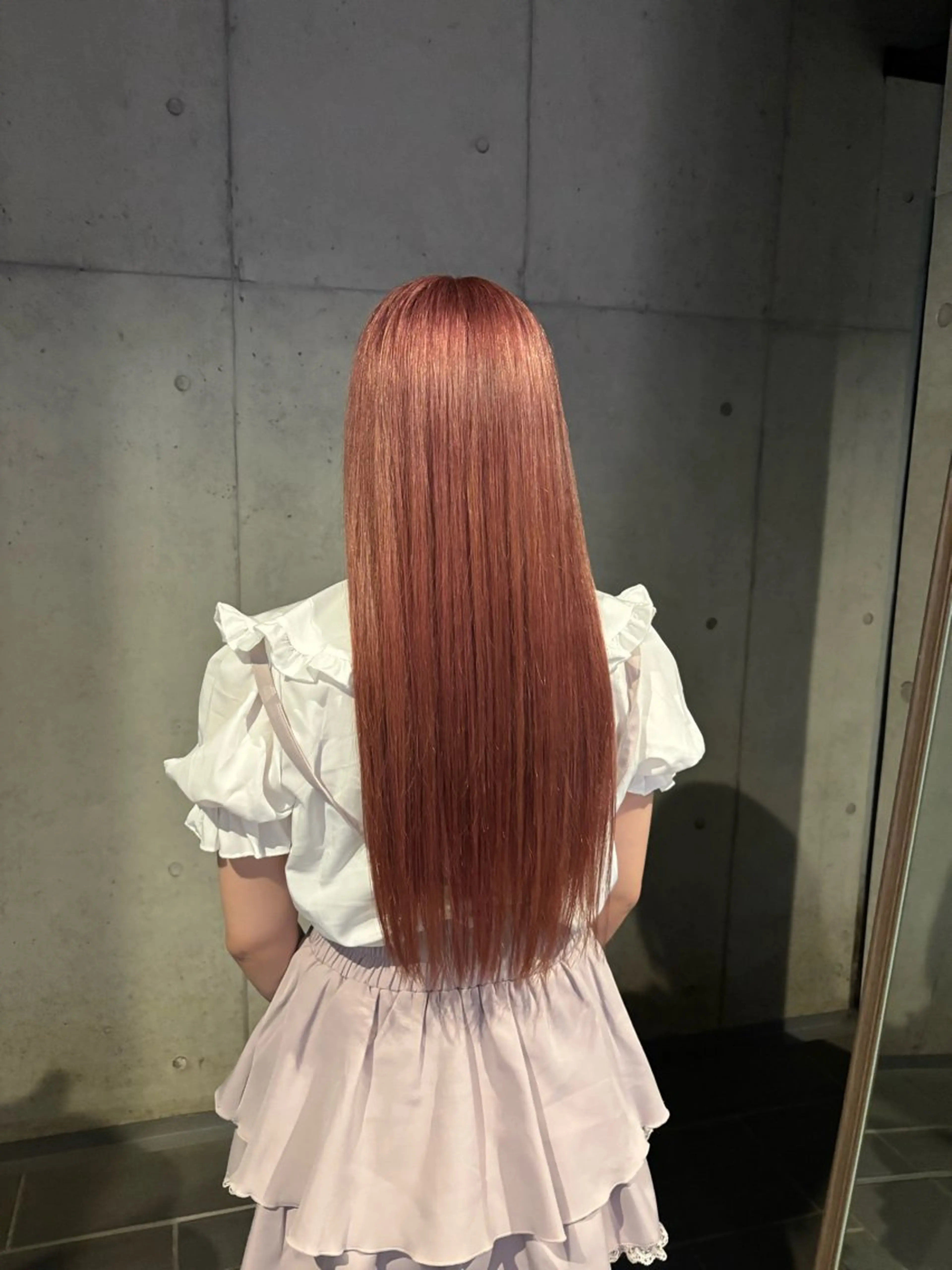 ロング カラー ヘアカラー トリートメント 〖❁田尻千尋| LEONID❁〗のヘアスタイル