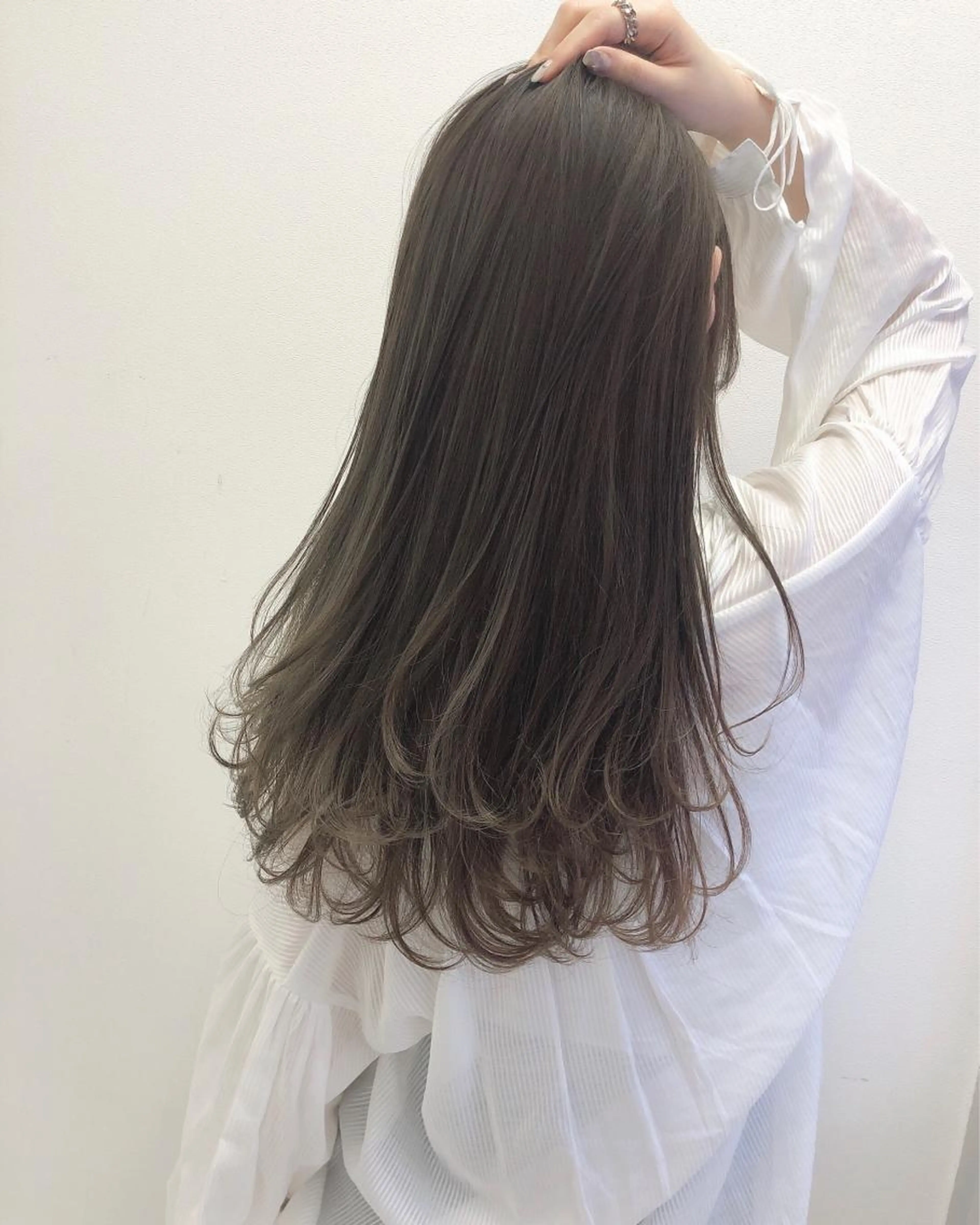 イルミナカラー＋髪質改善 TR【定番人気】7980円の写真