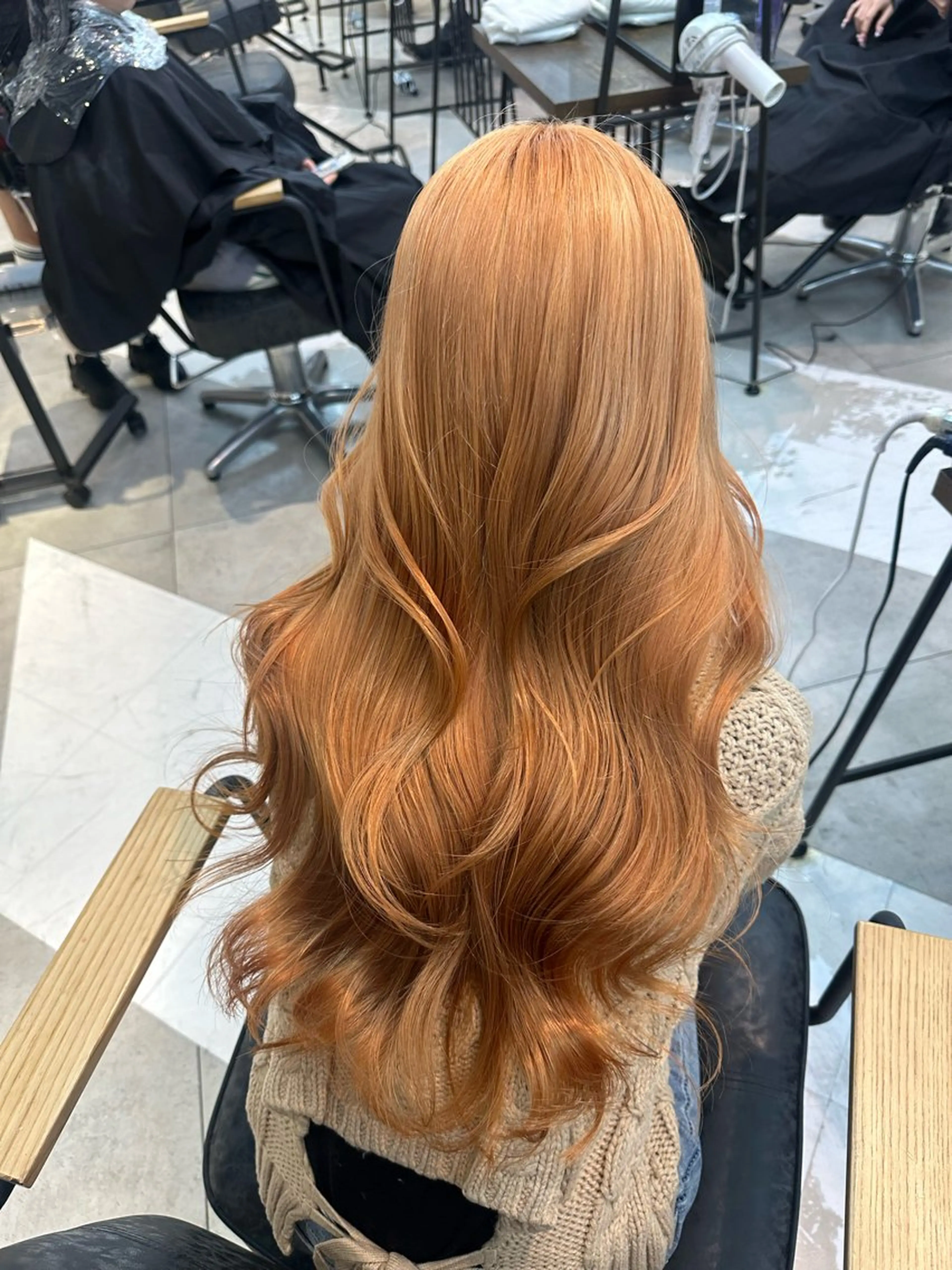 ロング カラー ヘアカラー 🎀韓国レイヤー特化 🎀ベージュ/ミクのヘアスタイル