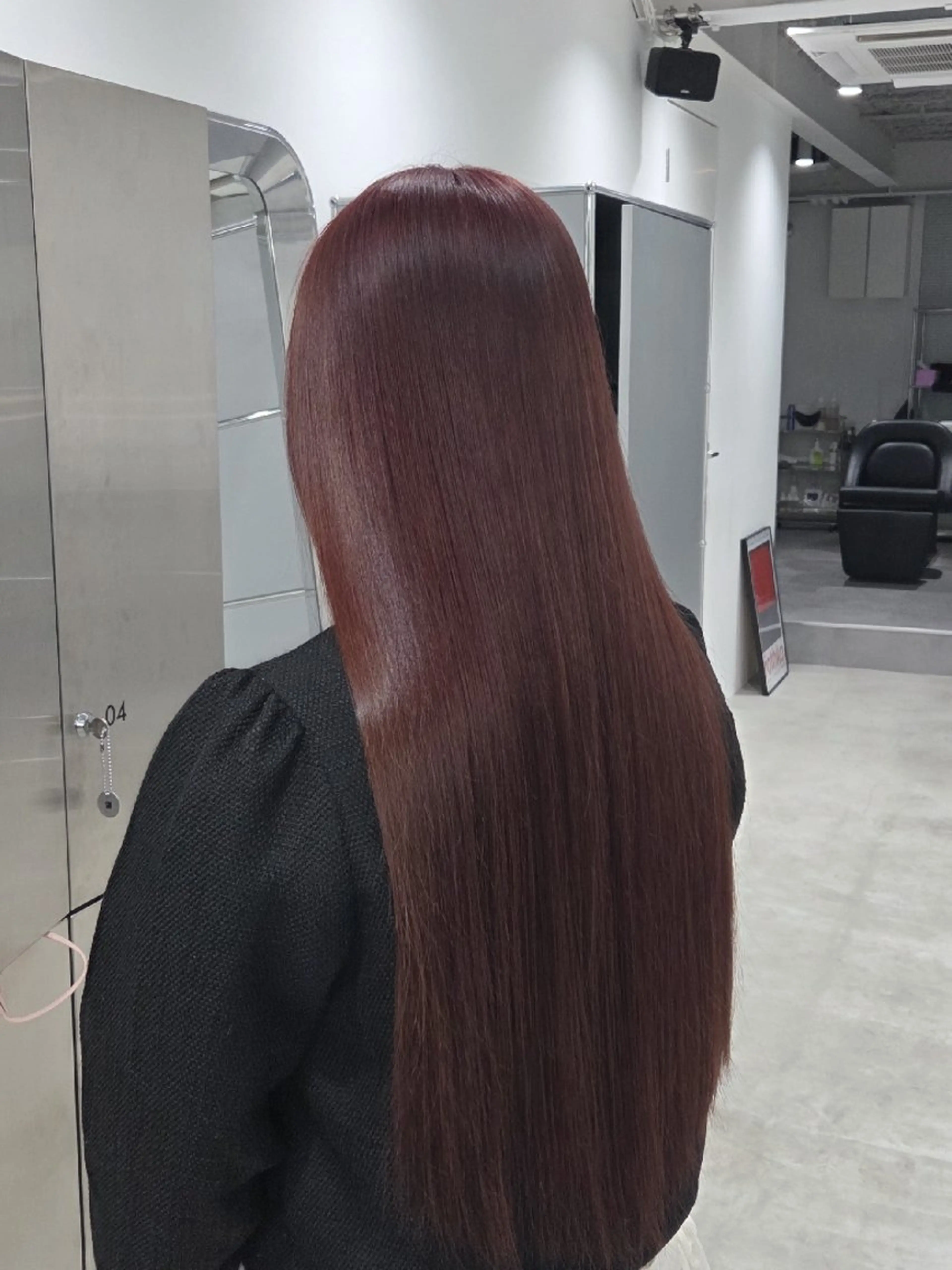 ロング カラー ベージュカラー ブリーチ 透明感カラー コーラルベージュ ダブルカラー カット ヘアカラー トリートメント ill 天神大名所属・YOKUTO ボブ透明感カラー特化のヘアスタイル