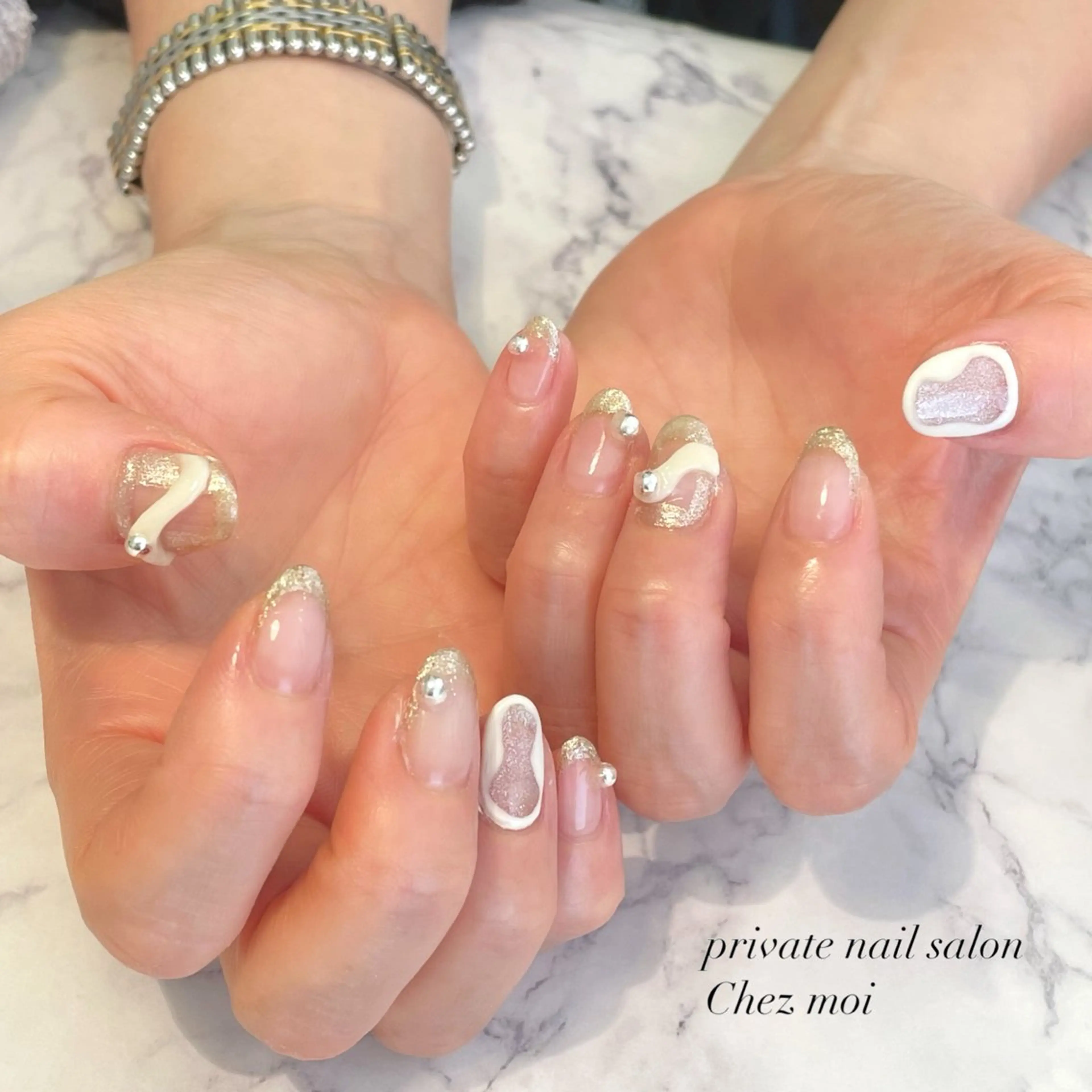 ネイル KOMINE TOMOKOのネイルデザイン