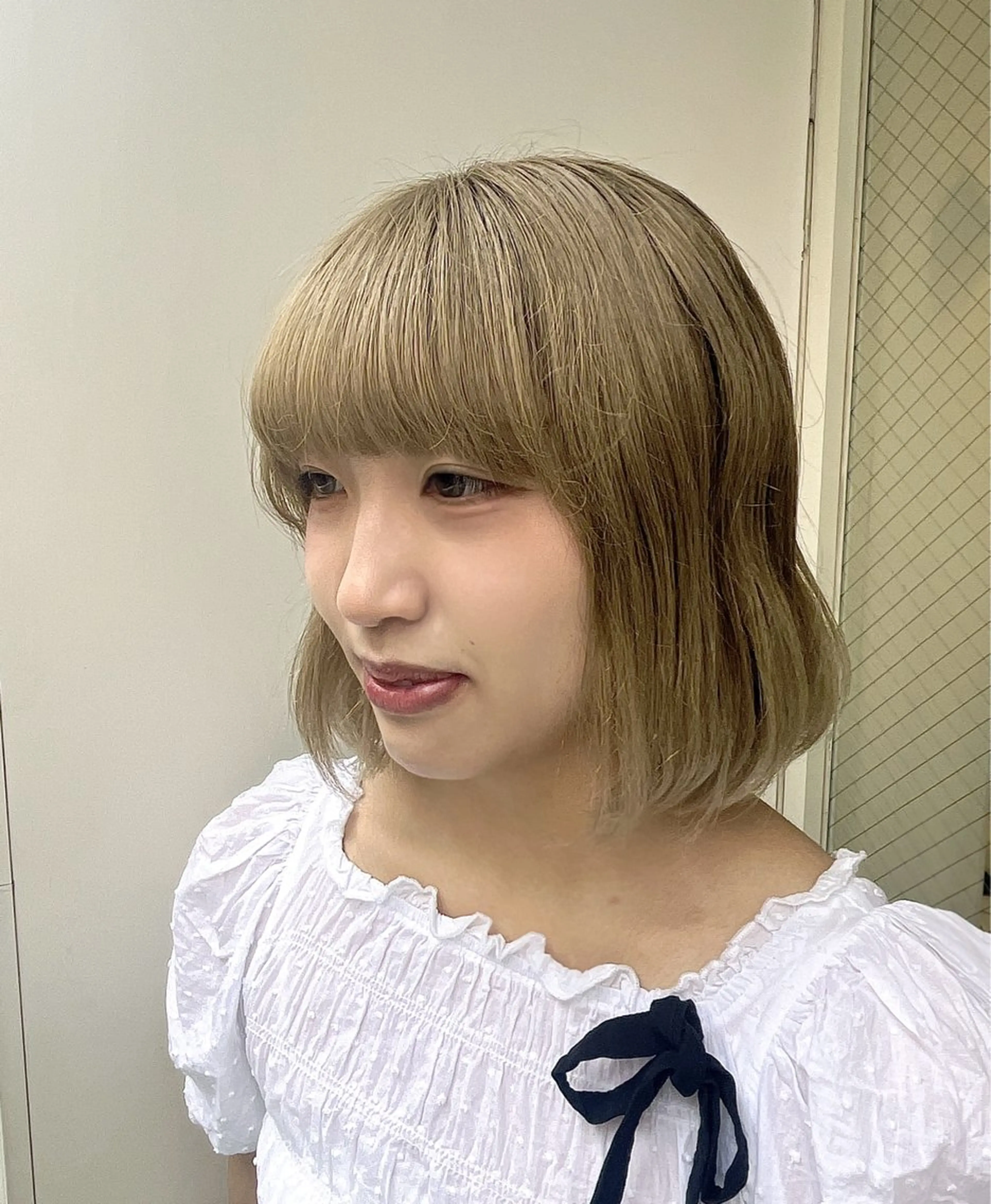 ショート ボブ 森野美咲🇰🇷 レイヤー/顔周りのヘアスタイル