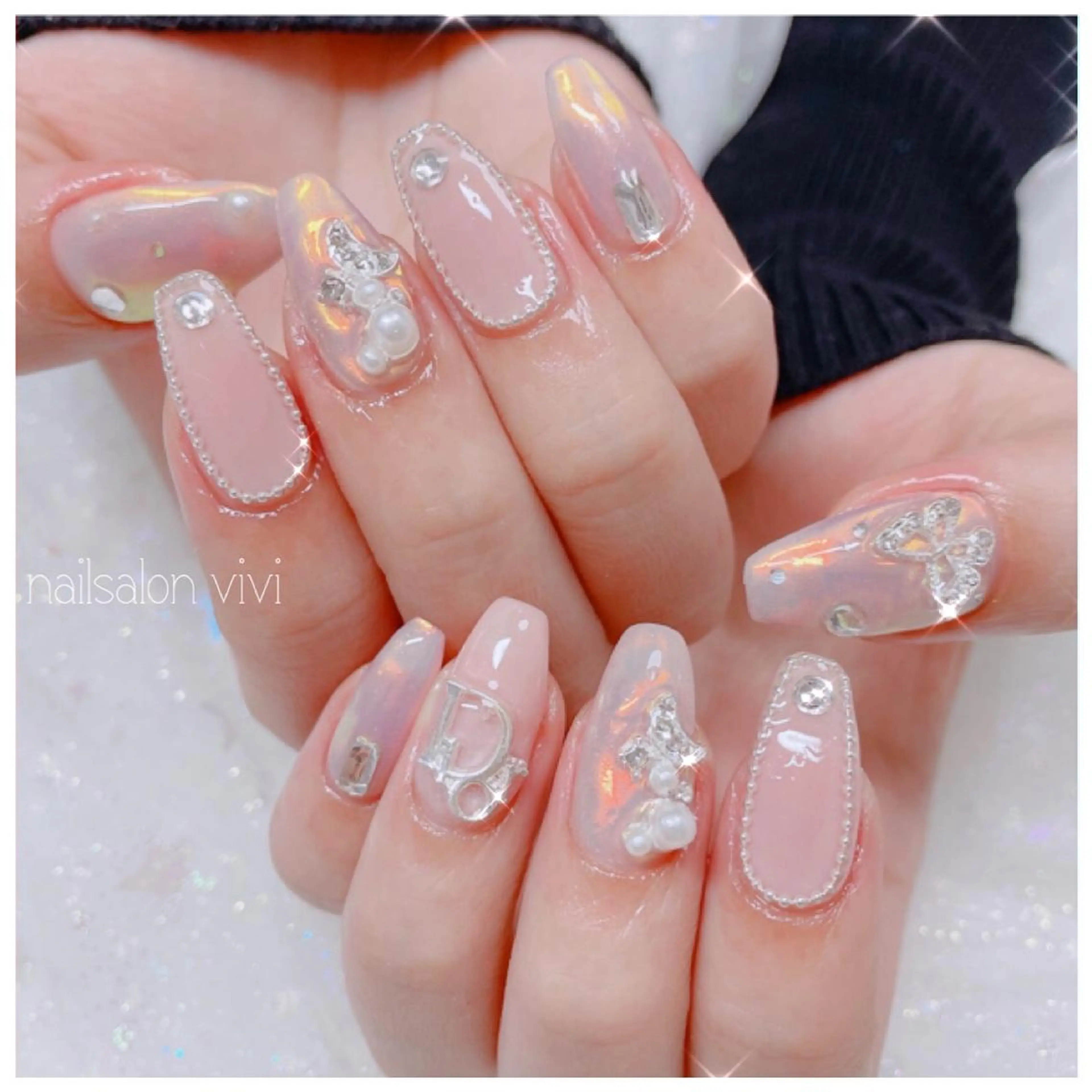 ネイル ＶＩＶＩ nailsalonのネイルデザイン