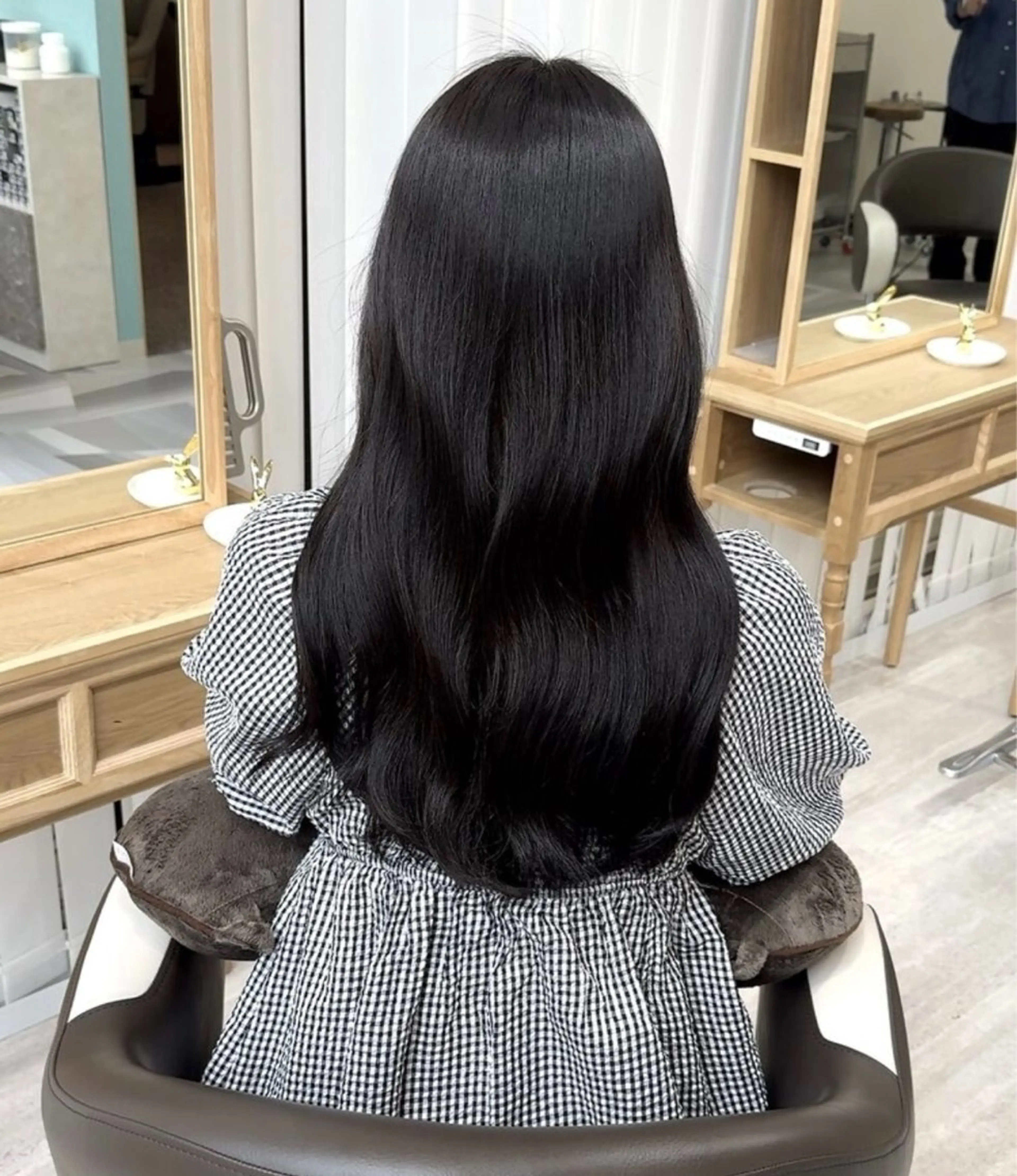 ロング カラー ヘアカラー 🪐韓国／グレージュ ／ ｓａｋｕｒａ☽⋰のヘアスタイル