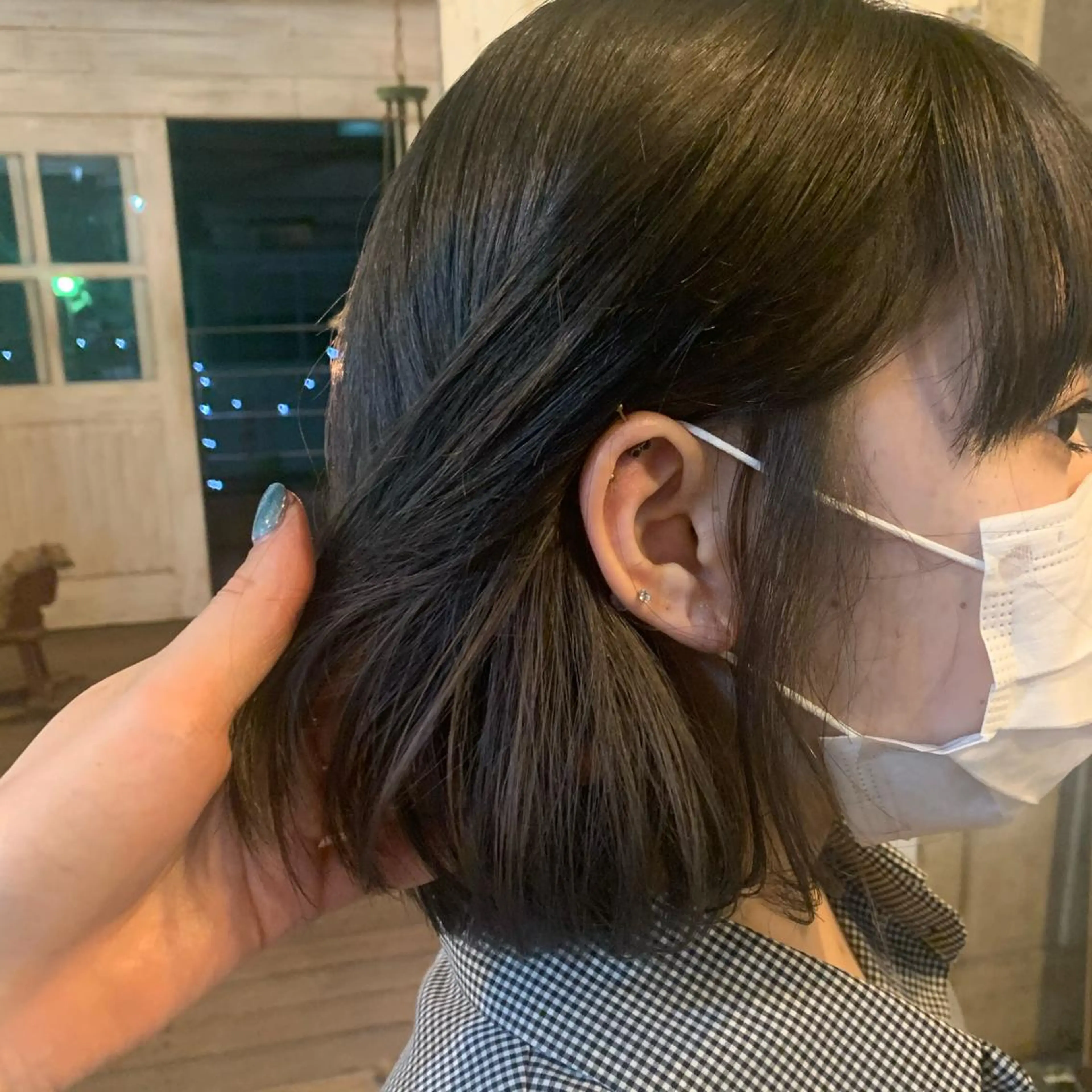 カラー ブリーチ インナーカラー シルバー ホワイトシルバー kimika🥑 メンズ/髪質改善のヘアスタイル