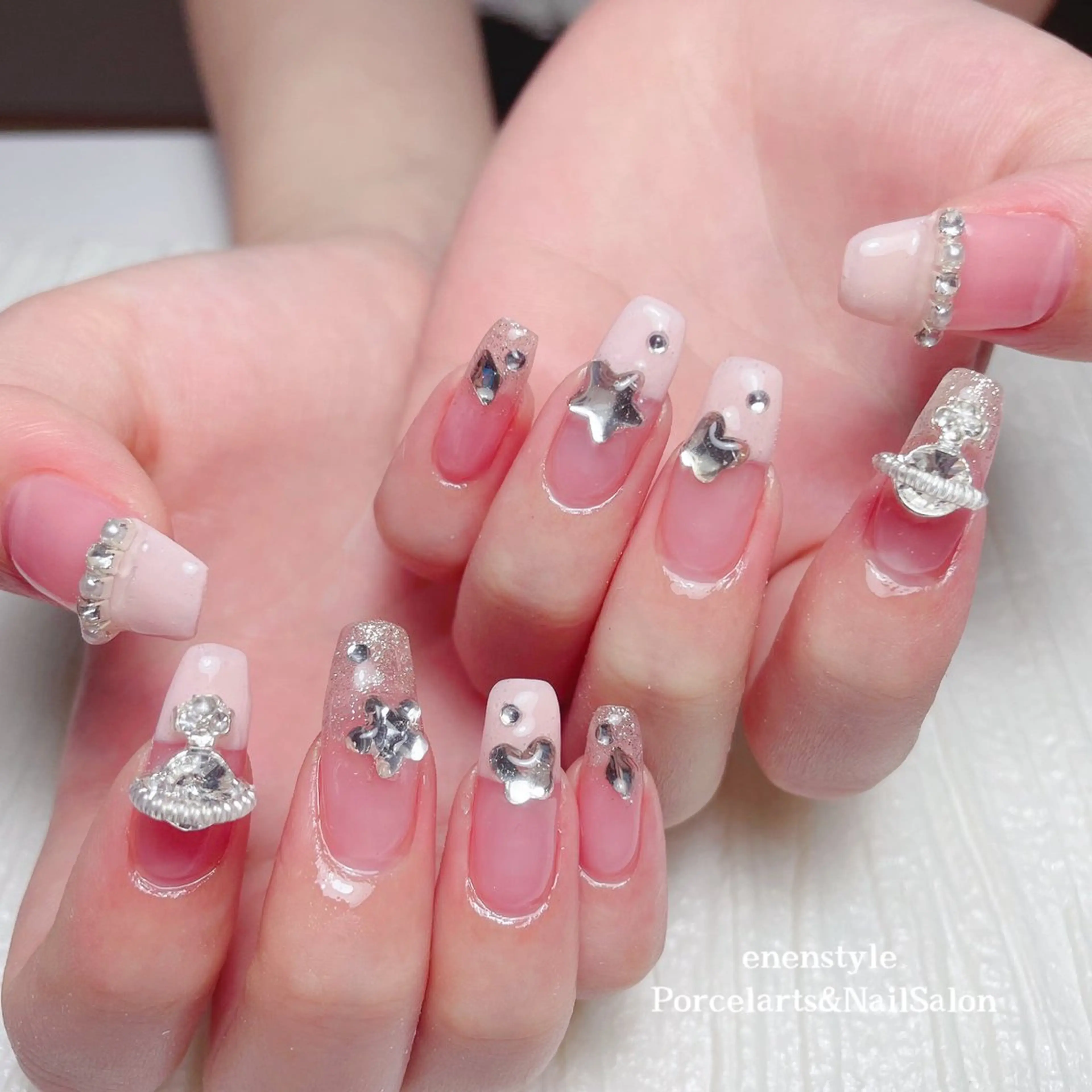 ネイル 👑enen style👑のネイルデザイン