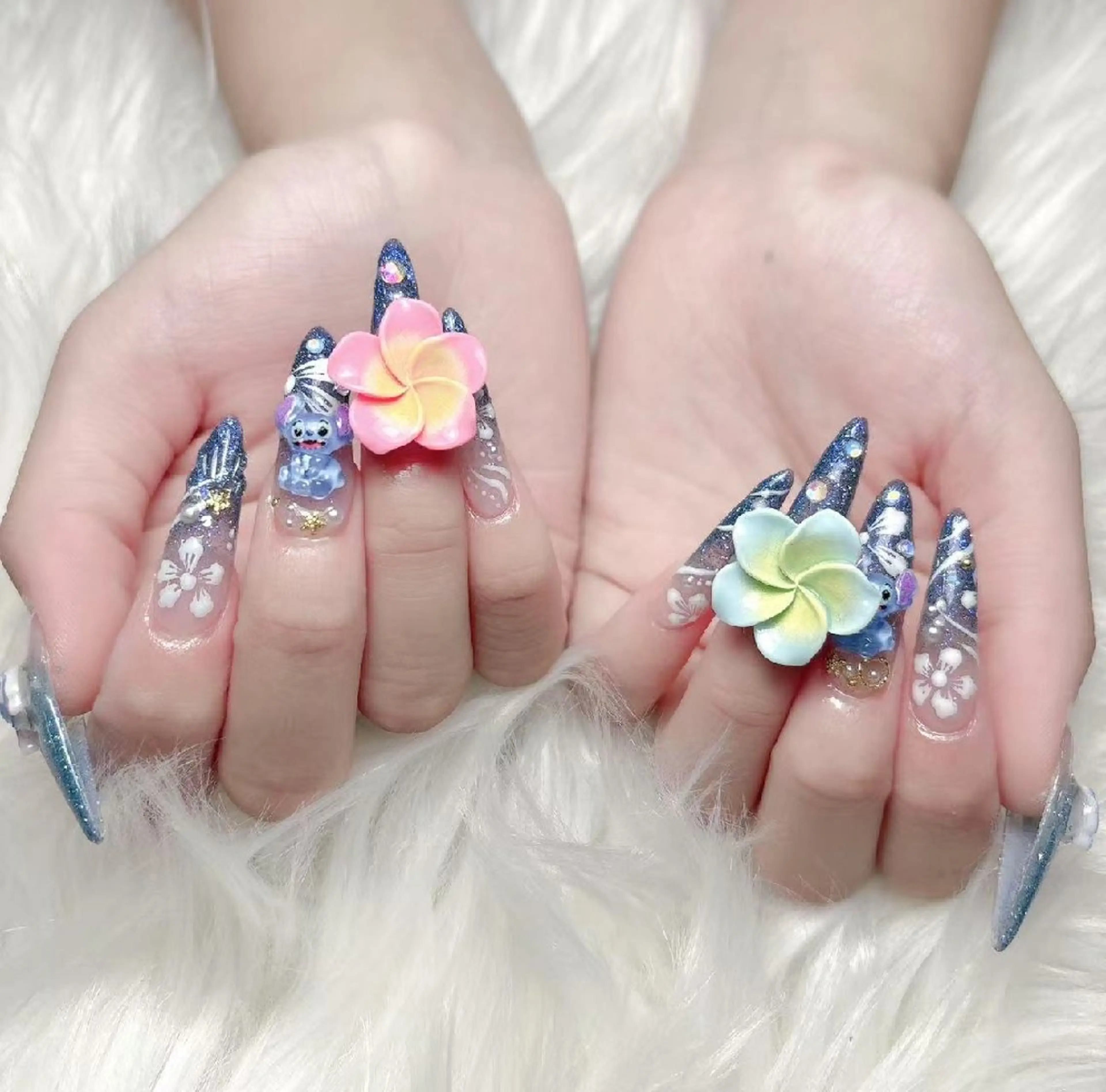 ネイル ENsalon AKIRAのネイルデザイン