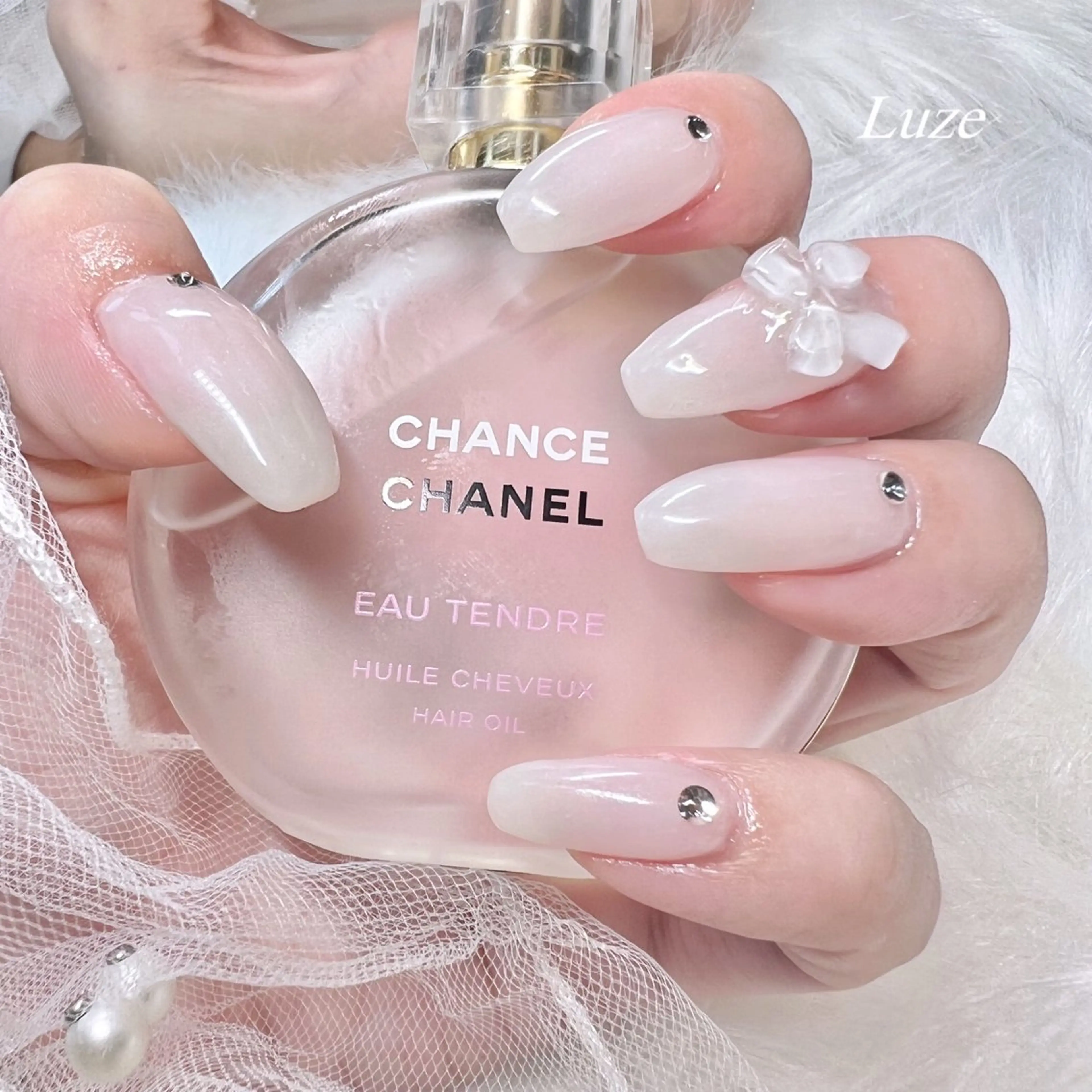 ネイル ハンドネイル Luze Whitening&Nail care所属・Luze 泉 明日花のネイルデザイン