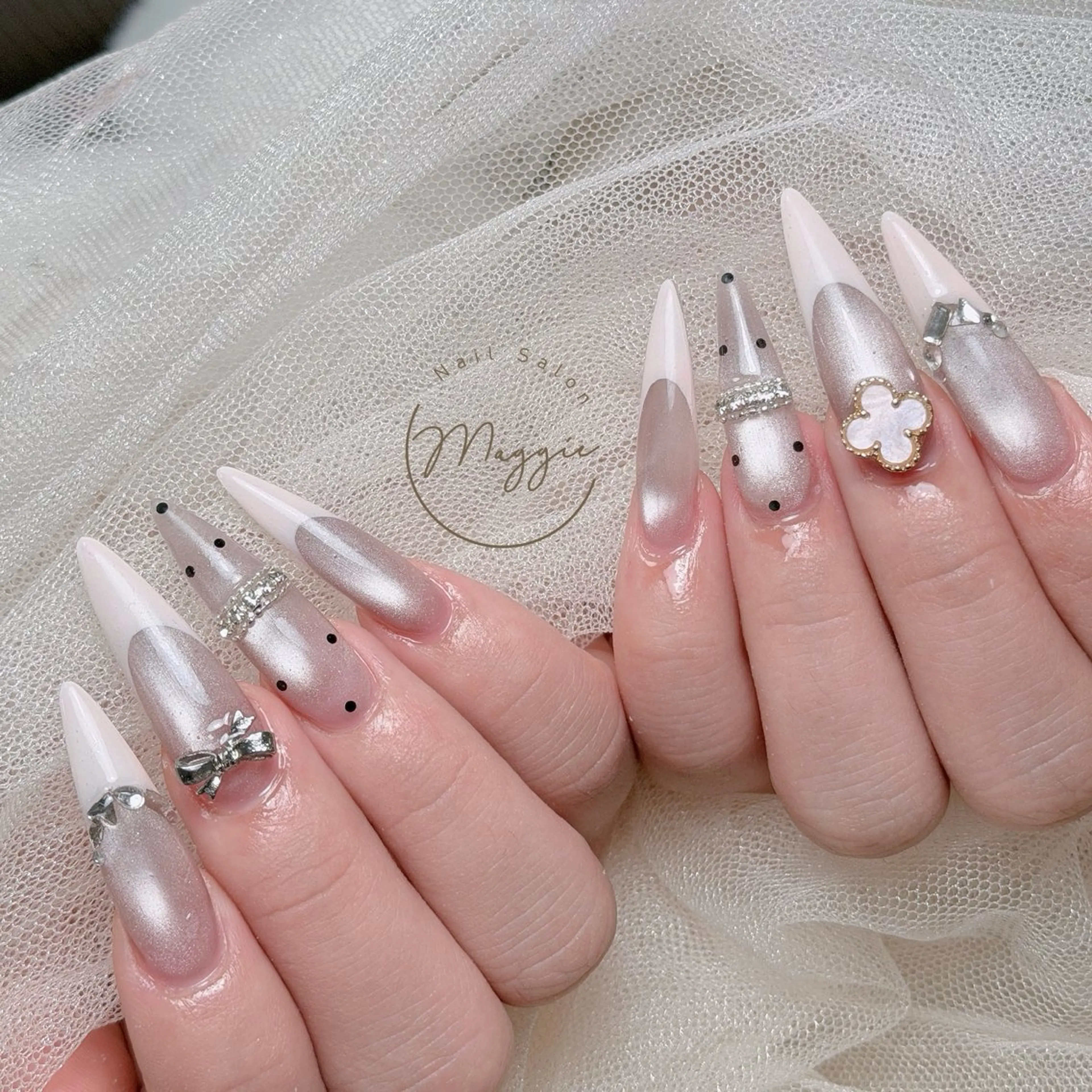 ネイル Maggie Nail🦩のネイルデザイン