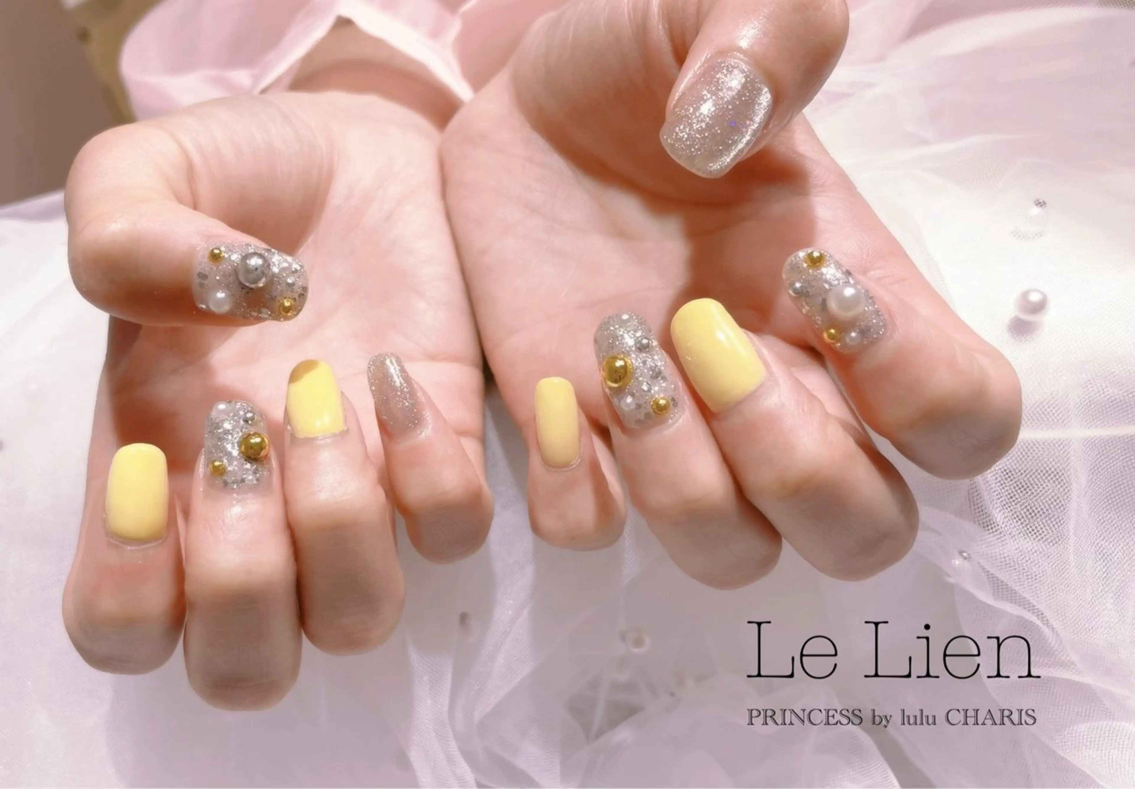 ネイル カジュアル フラッシュネイル フラッシュマグ キラキラネイル ラメ(グリッター) ハンドネイル PRINCESS by lulu CHARIS所属・南海【金剛駅】 *⑅୨୧*chieのネイルデザイン