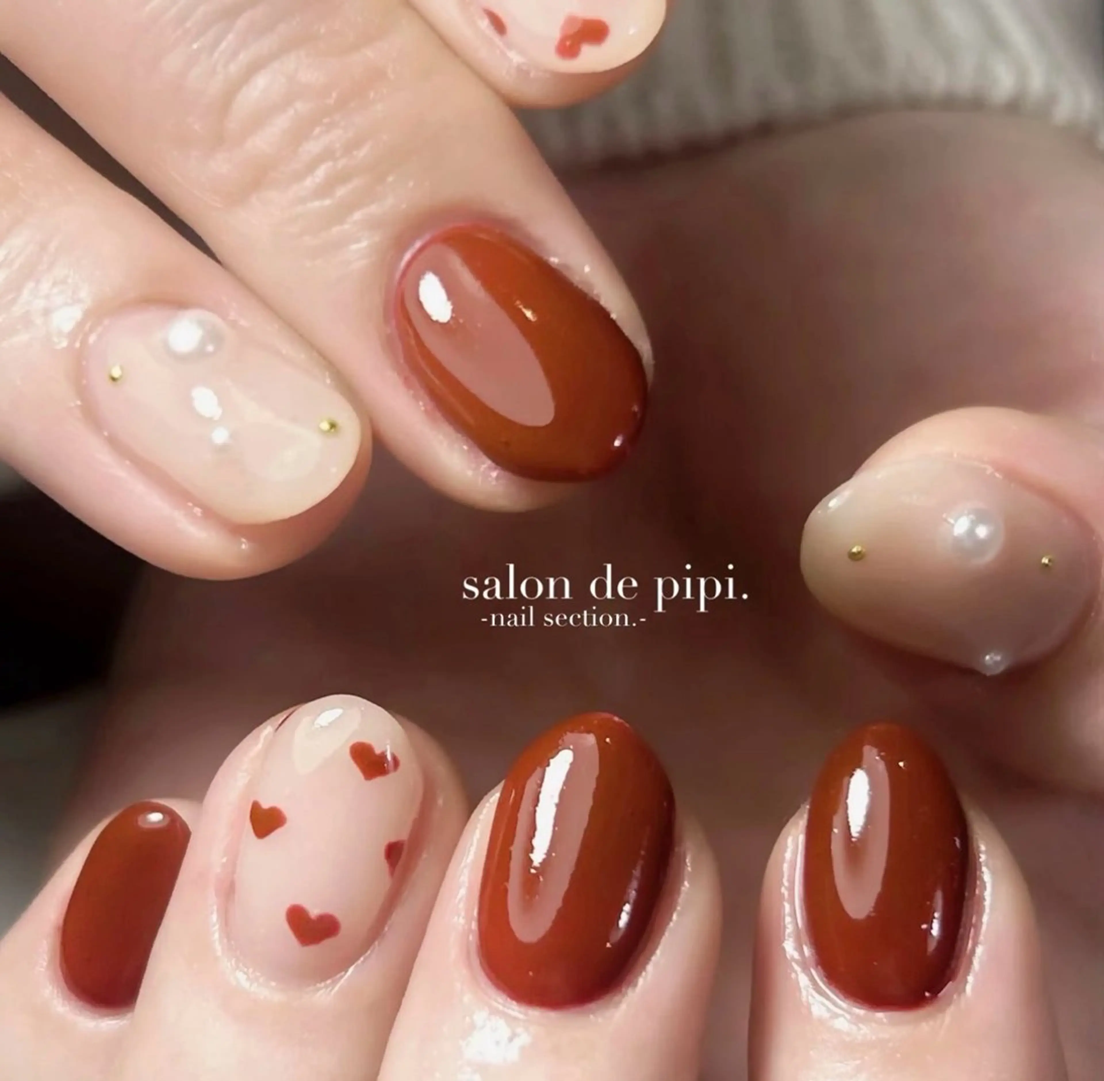 2本アートネイル➕オフありの写真