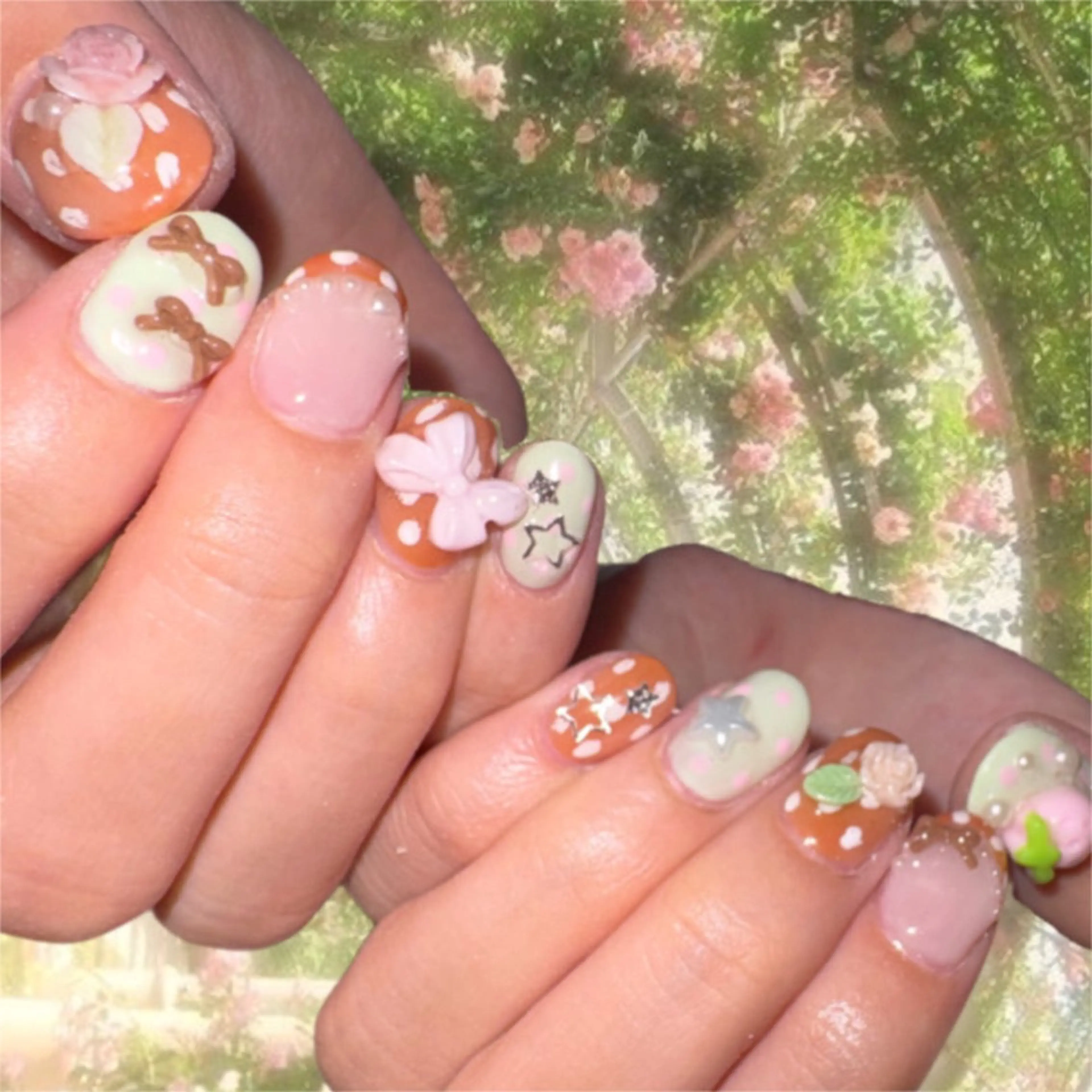 ネイル 佐々木 優衣のネイルデザイン