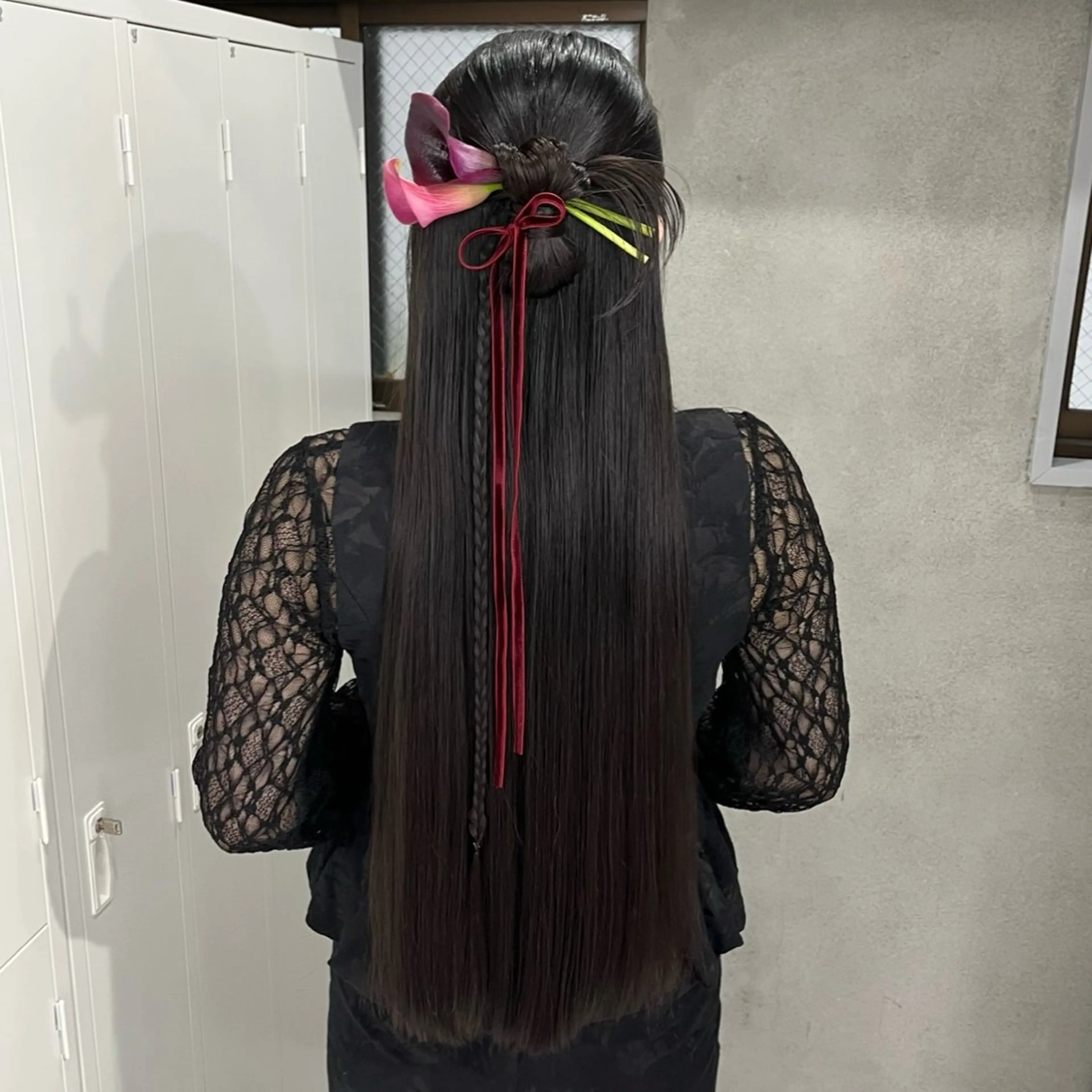 ロング ヘアアレンジ 卒業式のヘアスタイル 韓国風ヘア riko/レイヤー/ 艶カラー/ヘアセットのヘアスタイル