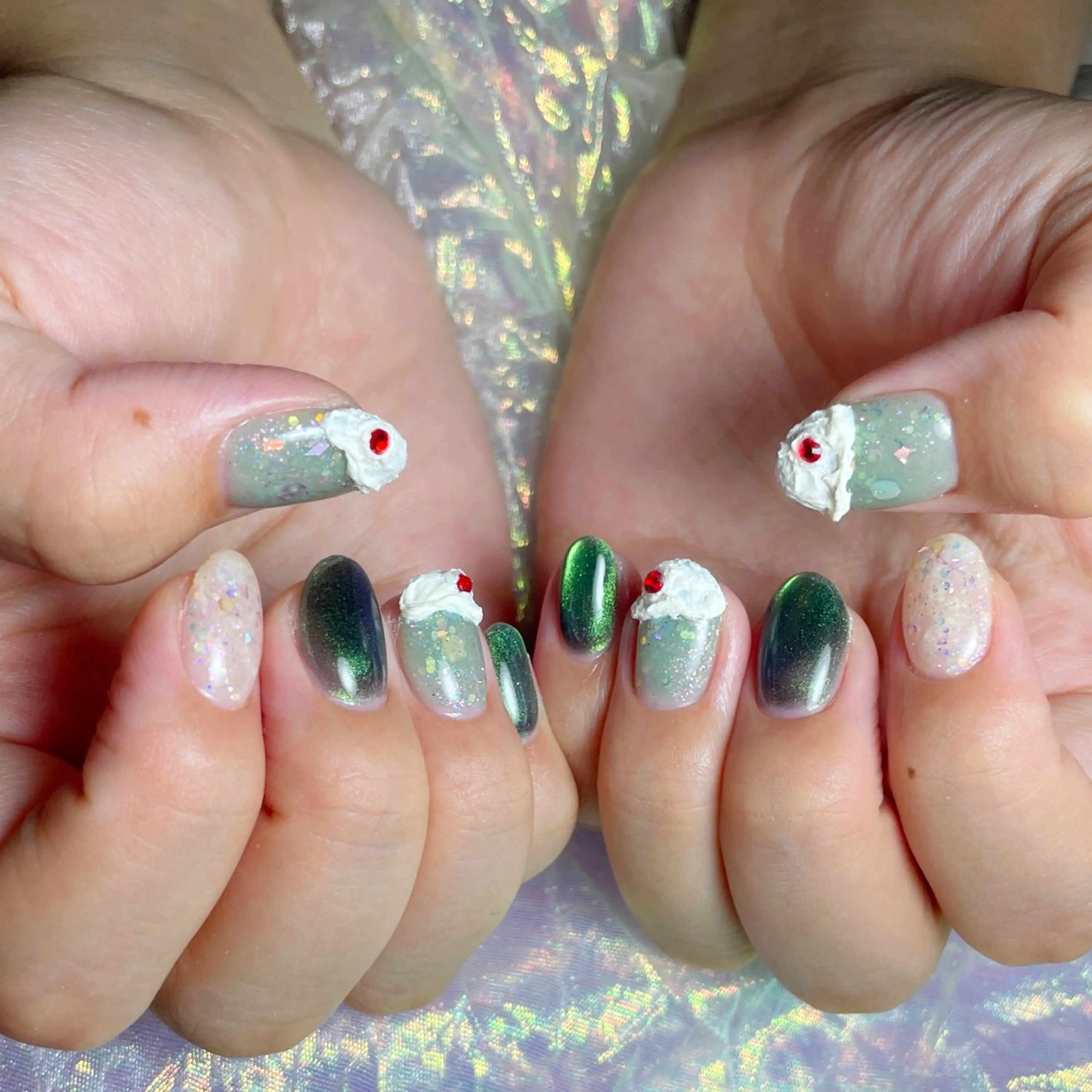 ショート ハンドネイル watanabe miyuuのネイルデザイン