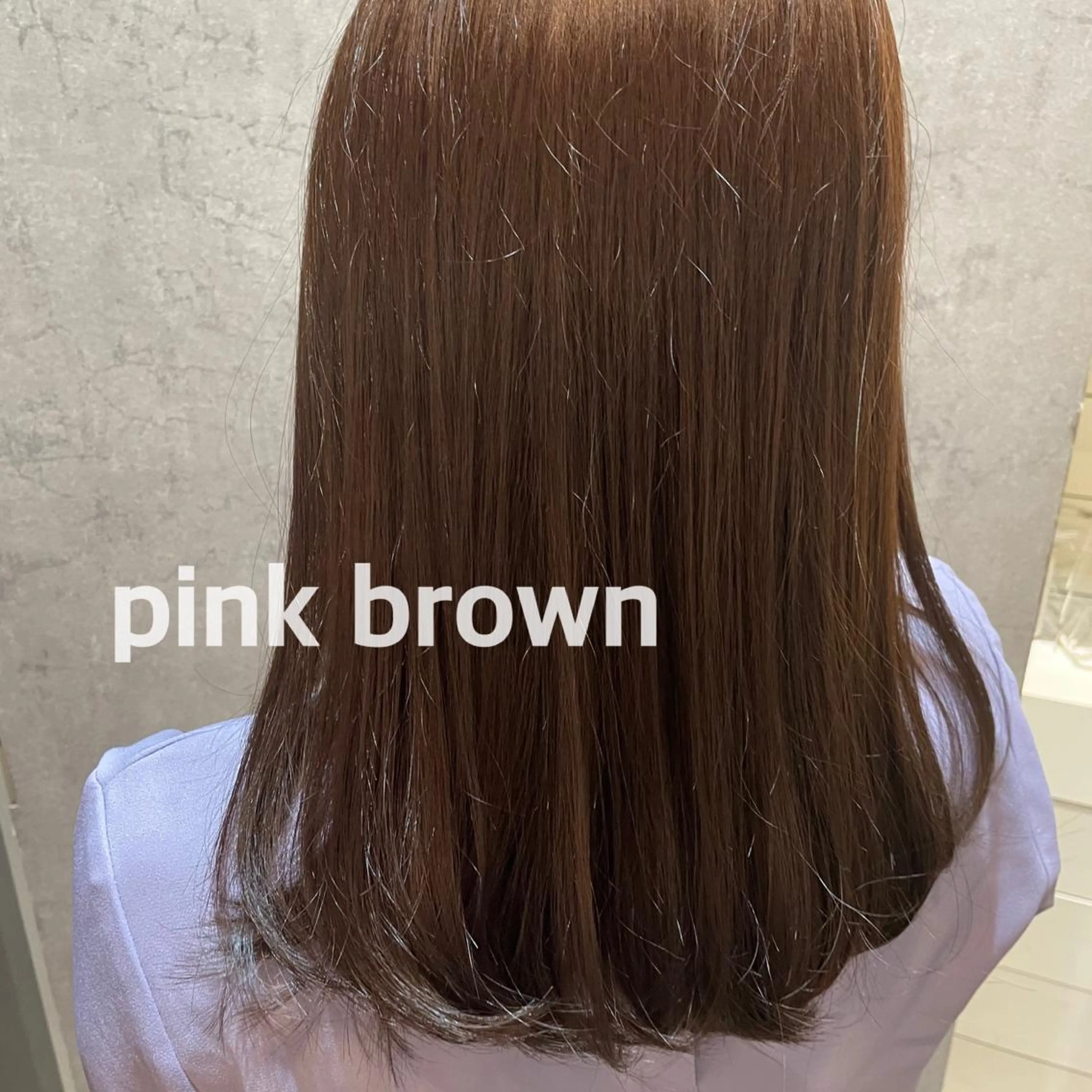 ミディアム カラー いいの ひかりのヘアスタイル