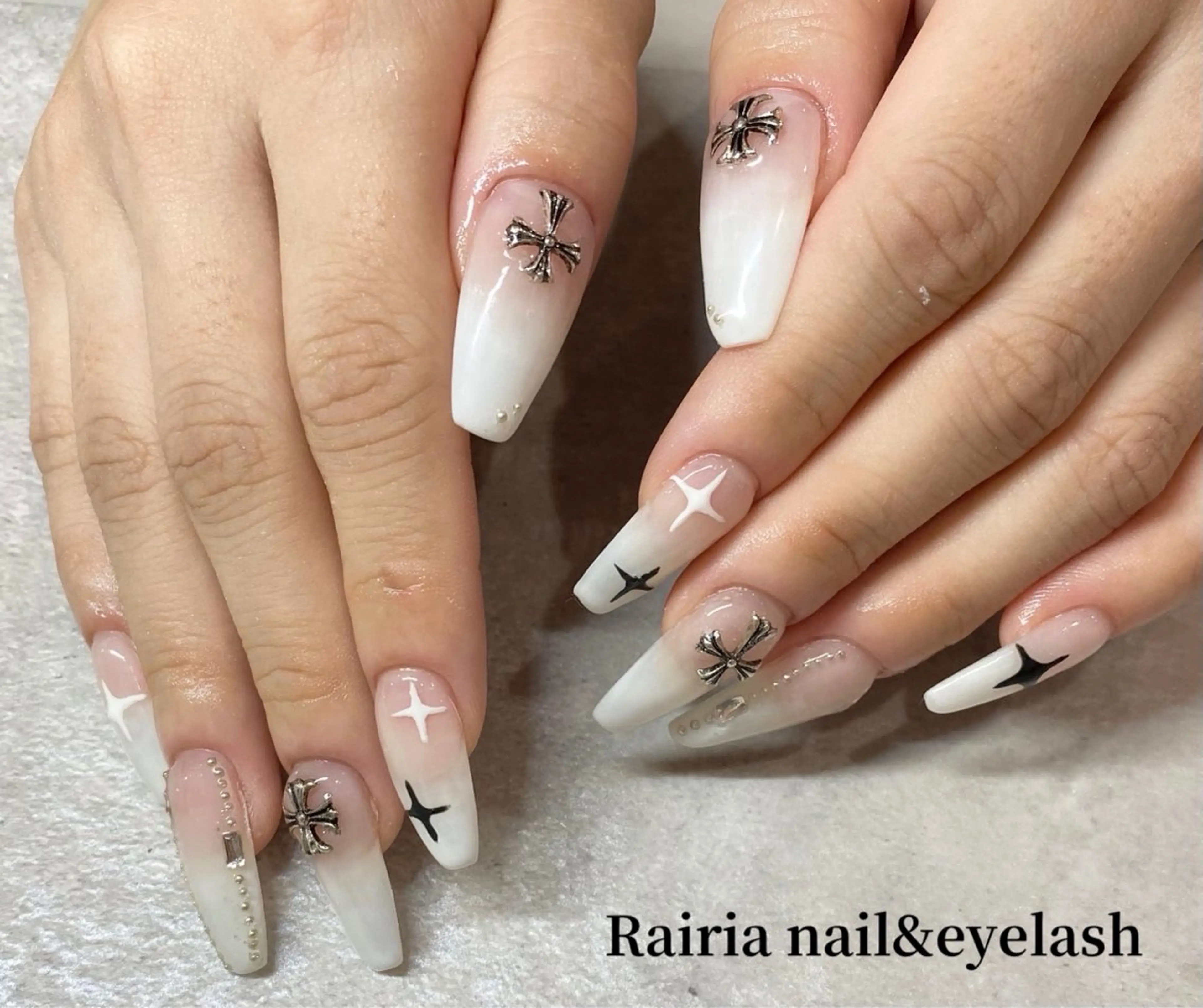 ネイル ハンドネイル Rairia nail&eyelash 小岩店所属・Rairianail MIYUのネイルデザイン