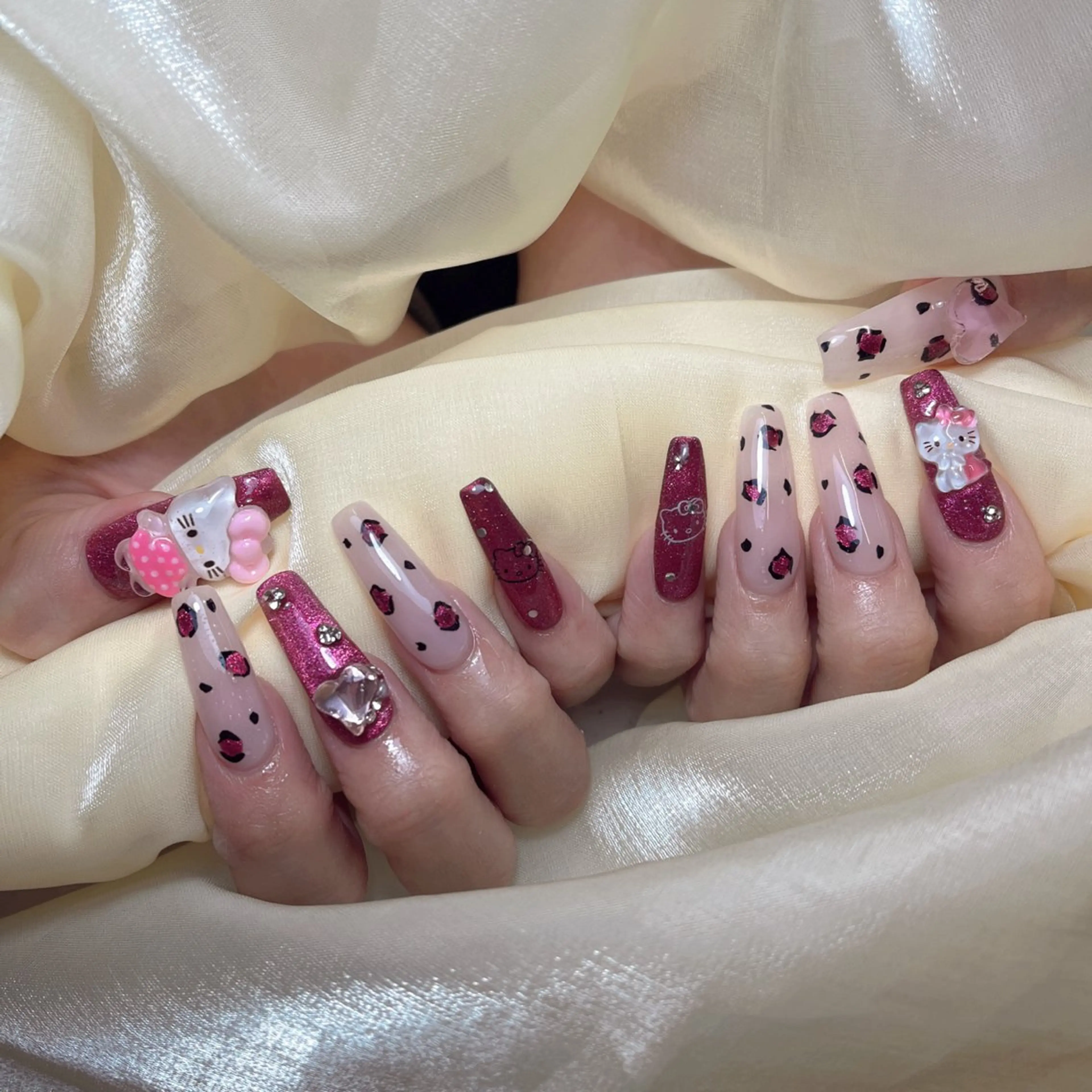 ネイル Glow Nail スカルプ専門店のネイルデザイン