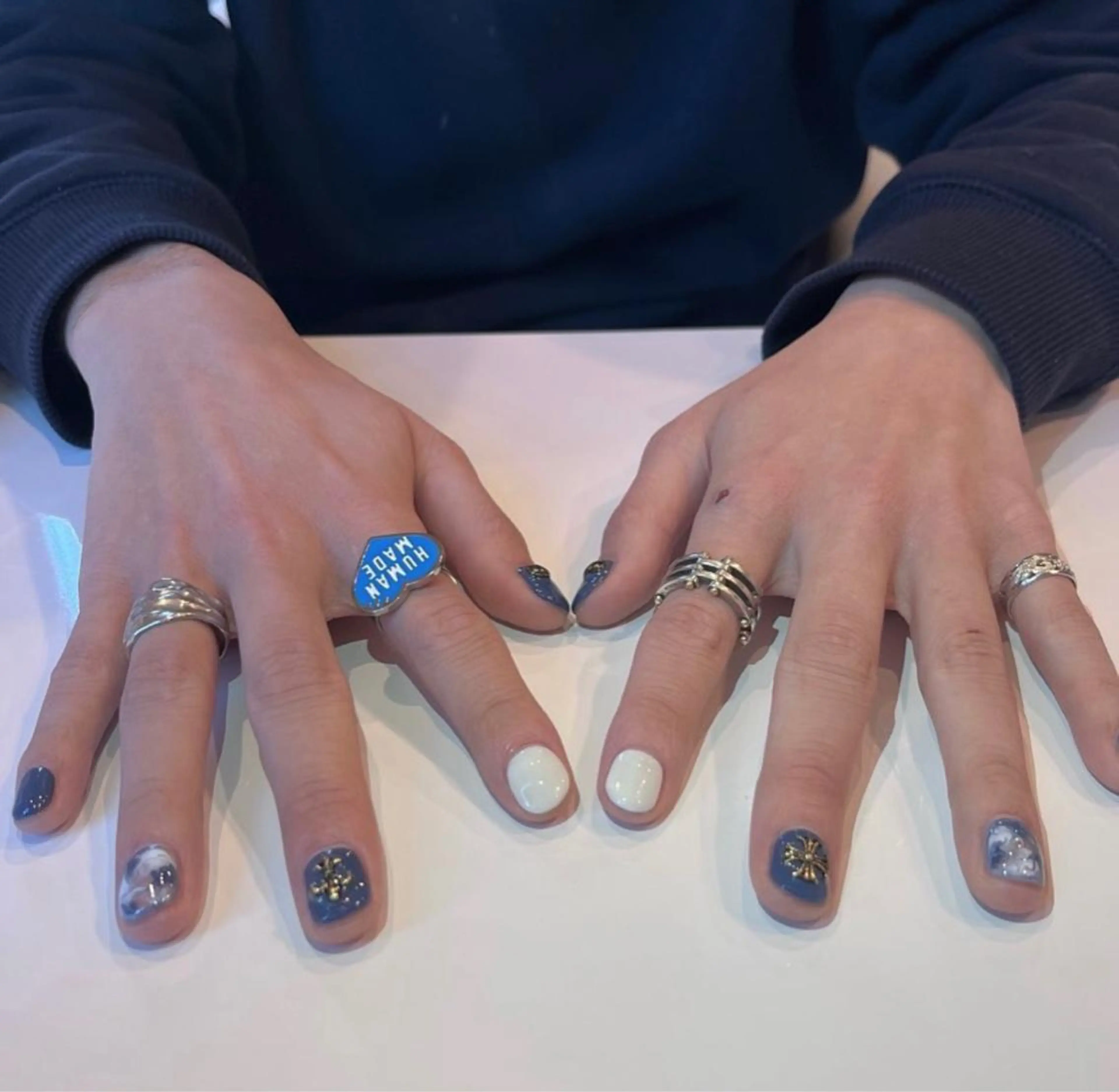 ネイル メンズネイル ハンドネイル ハンドケア MONROE所属・Erumo Sugaのネイルデザイン