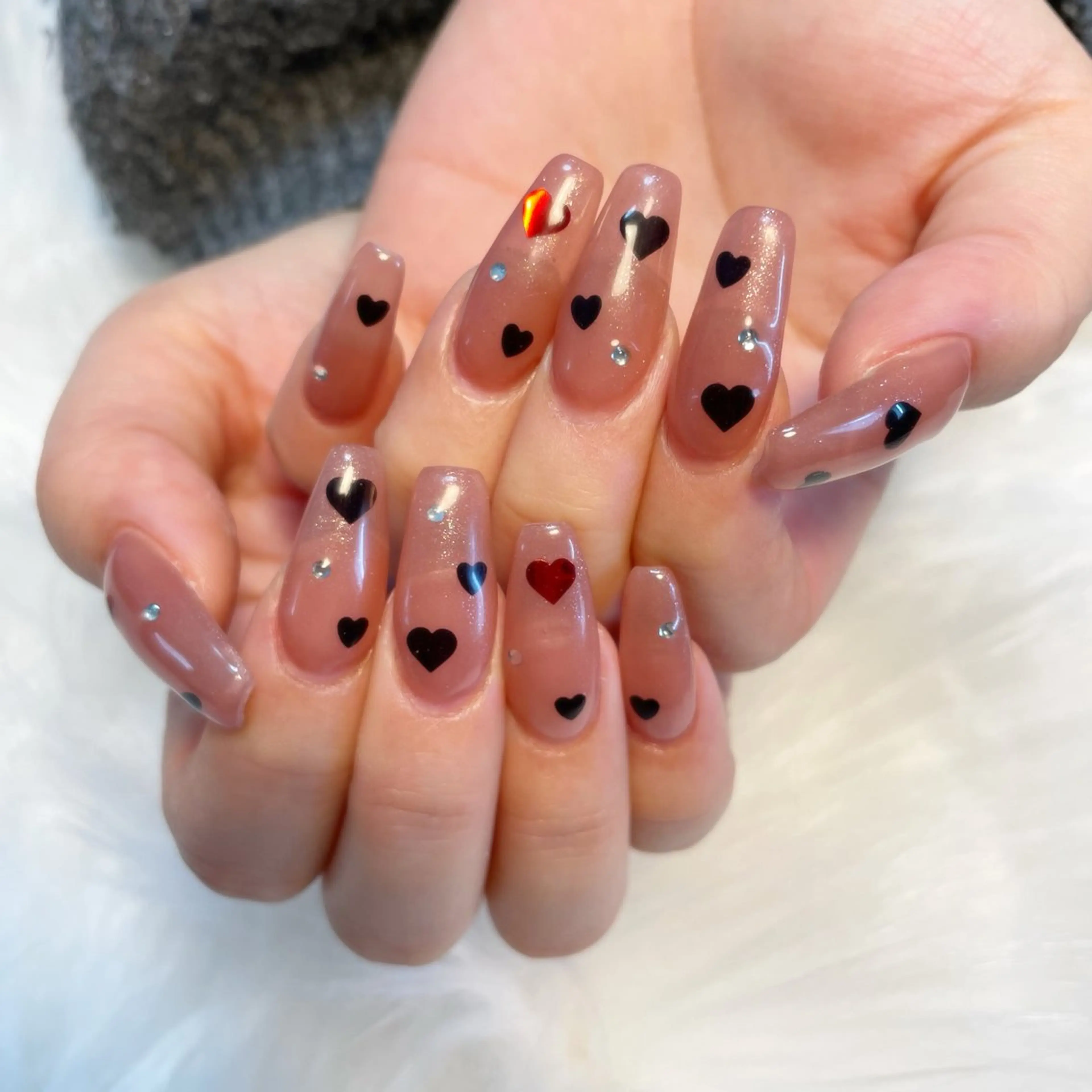 ネイル ハンドネイル ゴテゴテ💙ワンホン リオナのネイルデザイン